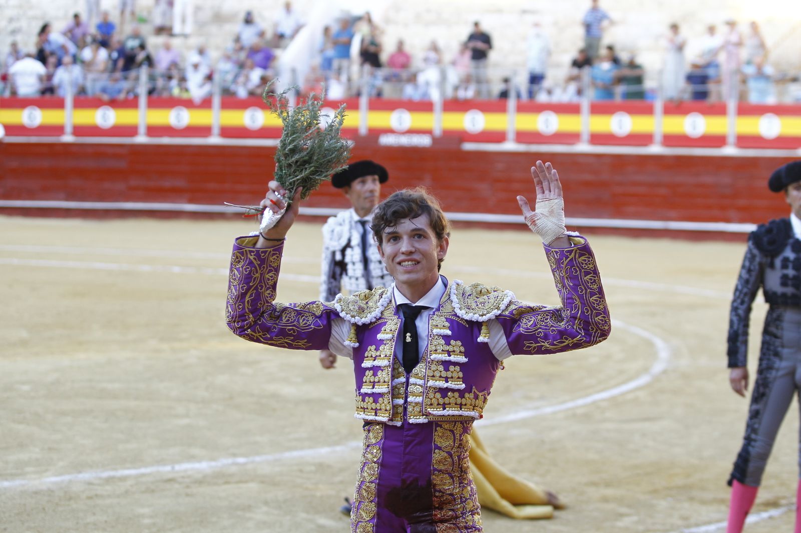 Fotogalería de la novillada de la Feria Taurina de Almería 2022