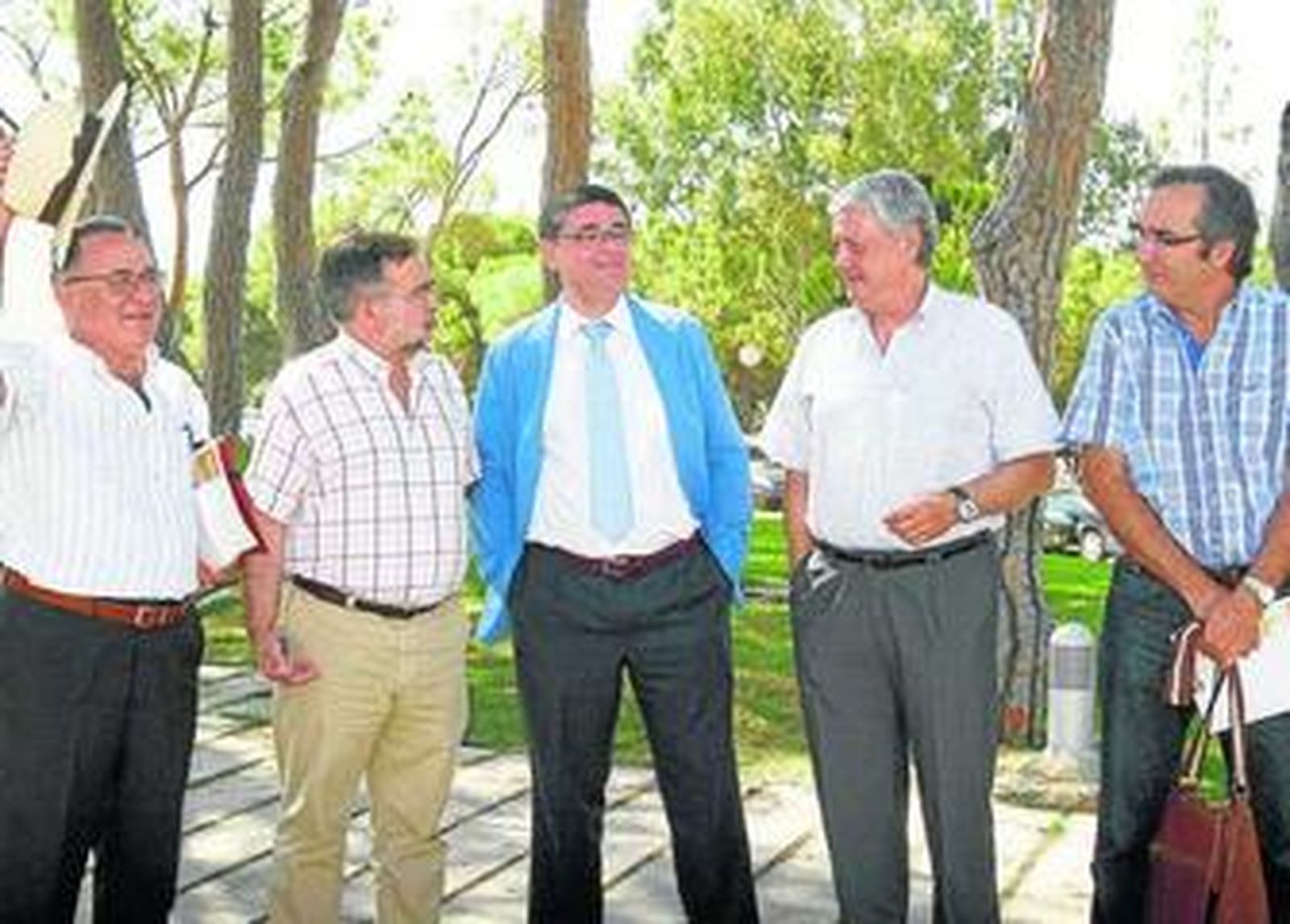 Francisco Revuelta, José Calvo, Alfonso Vargas, Juan Ortiz y Andrés Sánchez ayer en La Rábida.