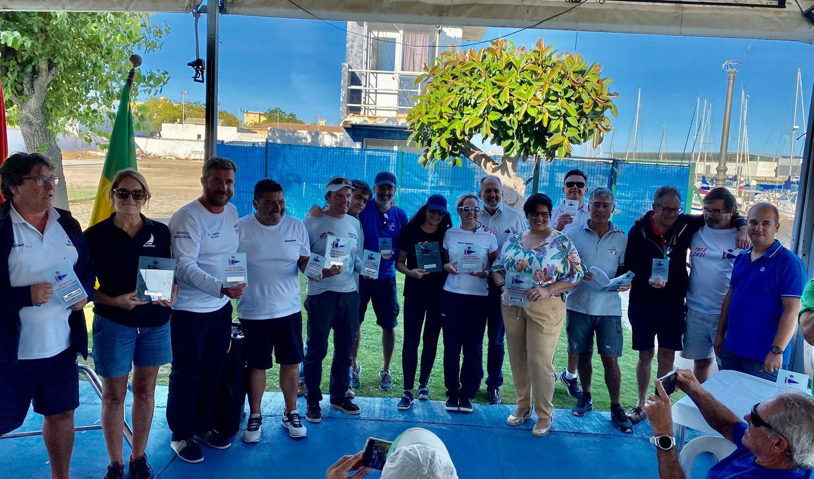 Los ganadores de la Regata Proyecto Hombre.