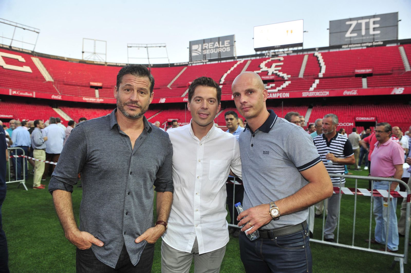 Las imágenes del acto de los 'Fieles de Nervión'