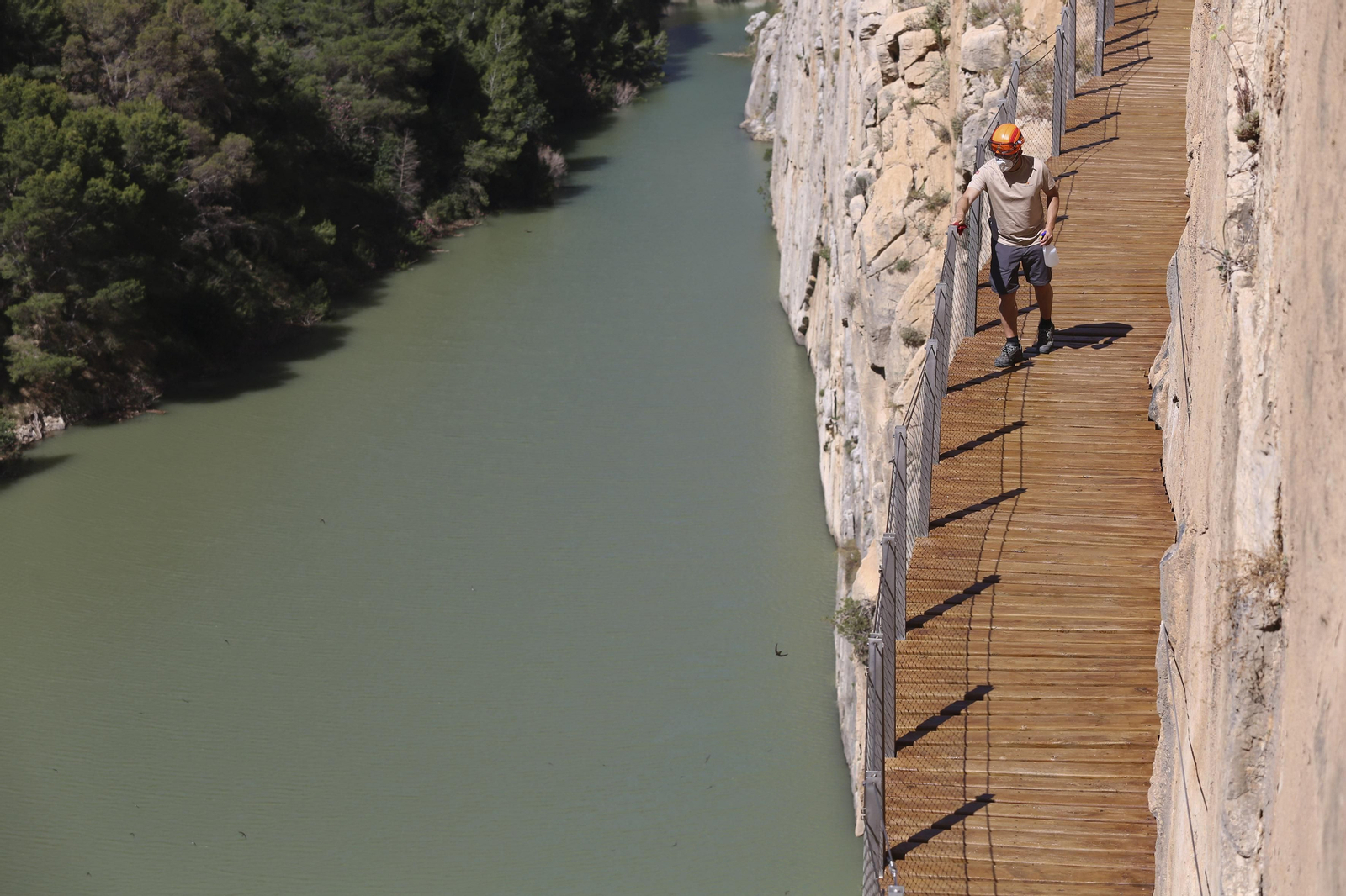 Fotos del Caminito del Rey. Así se extrema la seguridad para su reapertura en el desescalada