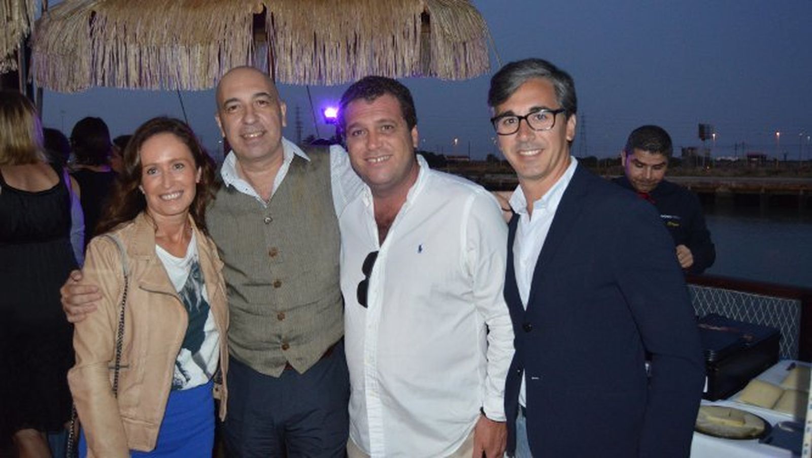 Xenia Casanova Accame, Luis Livingston, de Dr. Livingston, Nino Copano y Fernando Quiros.