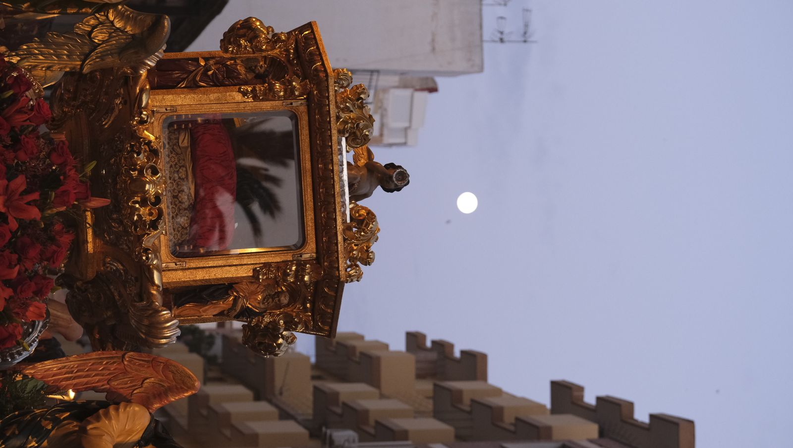 Procesión del Santo Entierro en Almería, en imágenes.