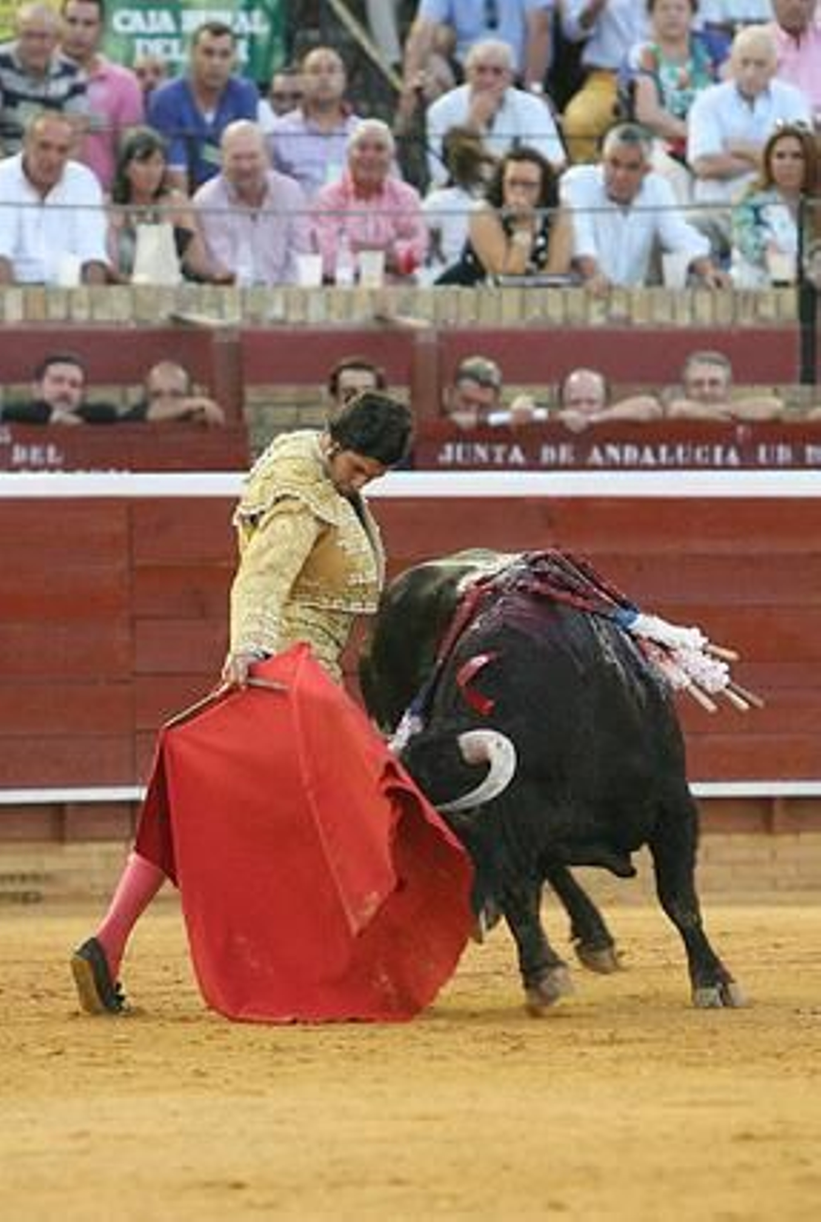 José Tomás y Morante de La Puebla llenaron de toreo la Plaza de Toros de la Merced en un mano a mano admirable

Foto: Espinola
