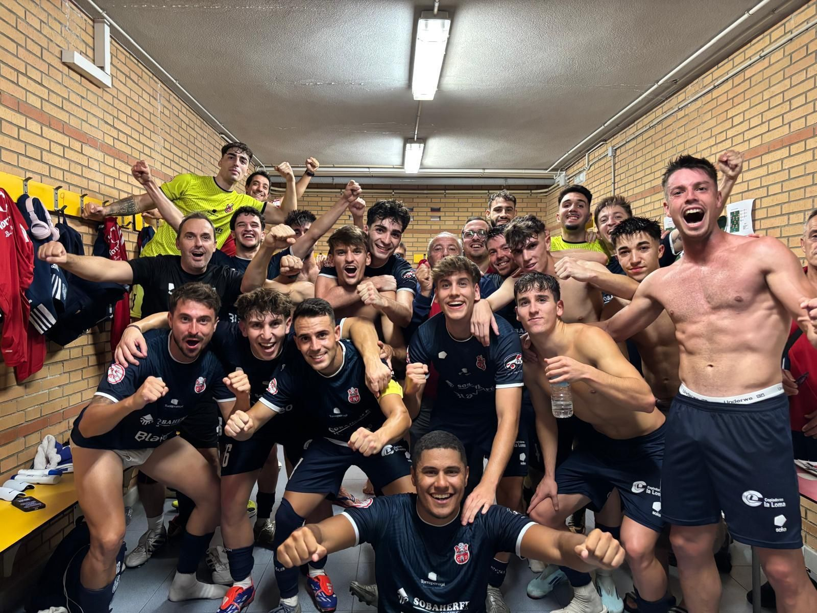 La "Fábrica" de las categorías inferiores del CD Torreperogil, en imágenes