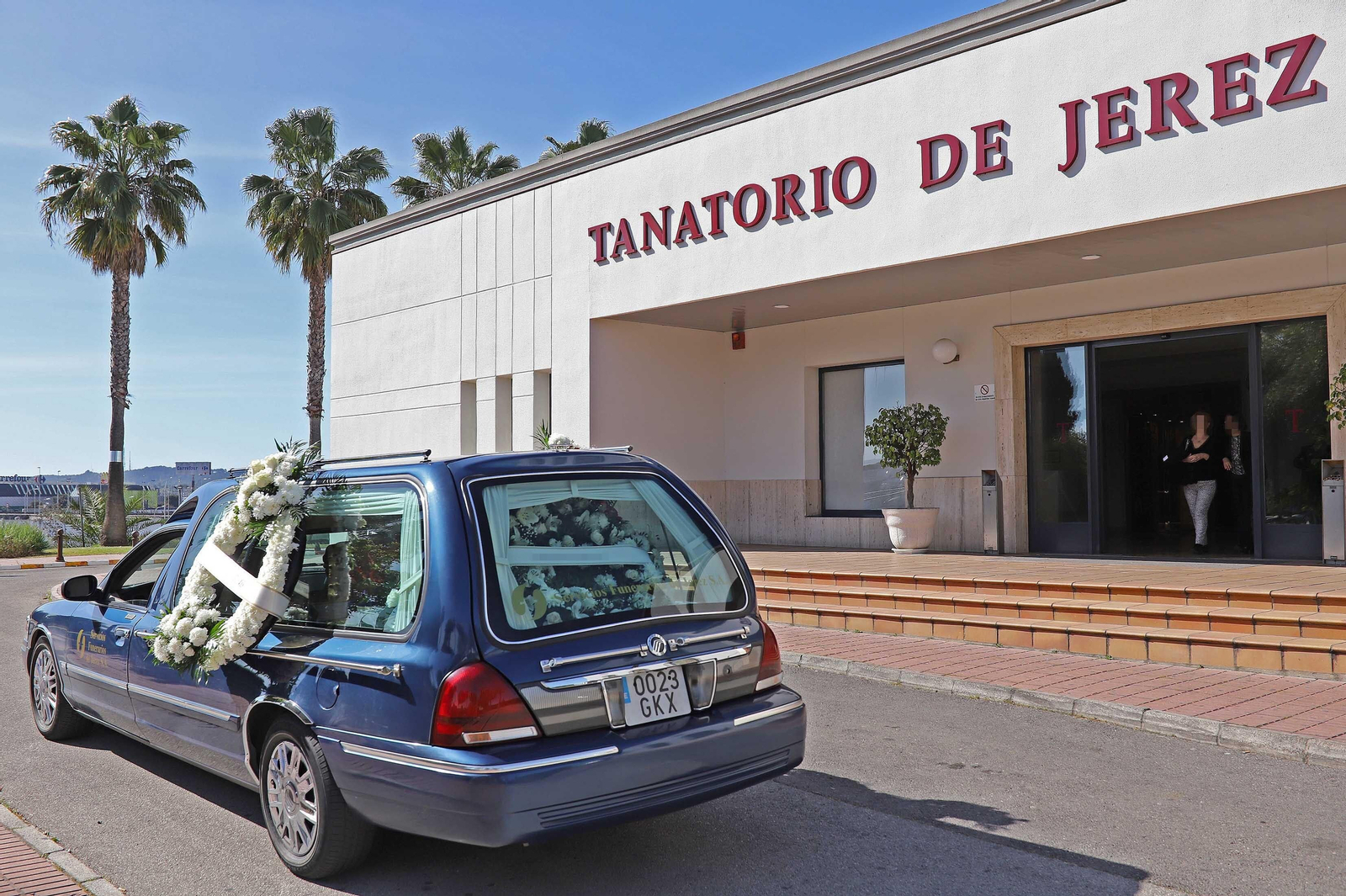 Imagen de la fachada del Tanatorio de Jerez.