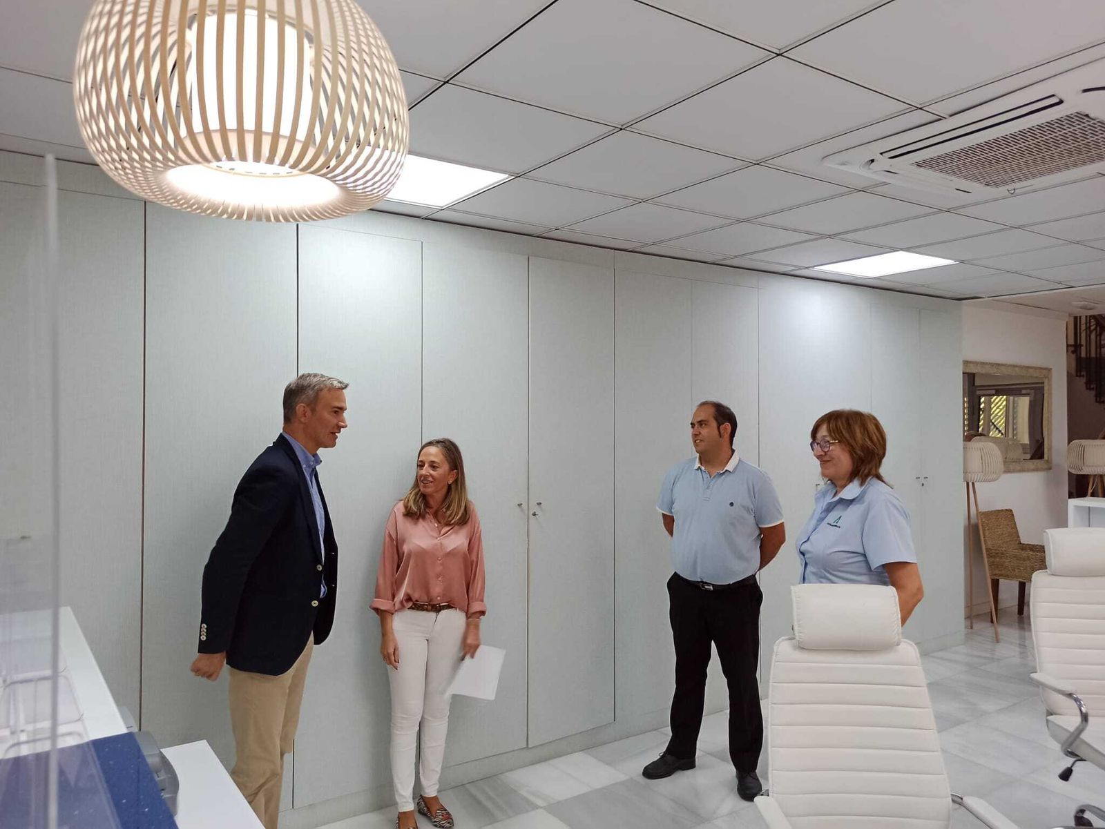 Visita del delegado de Empleo a las instalaciones.