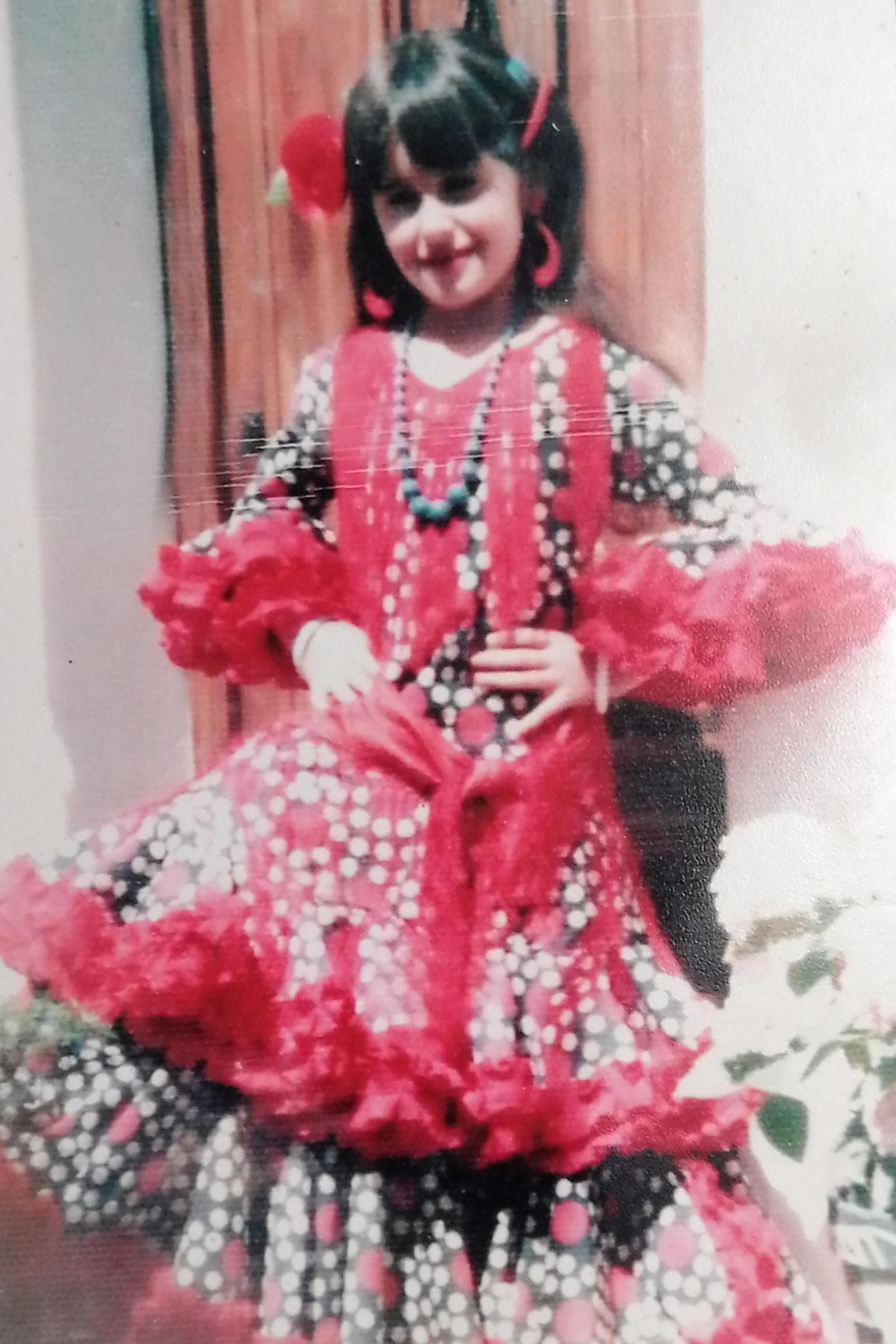 Aurora Salvador de pequeña en la Feria de Puerto Real