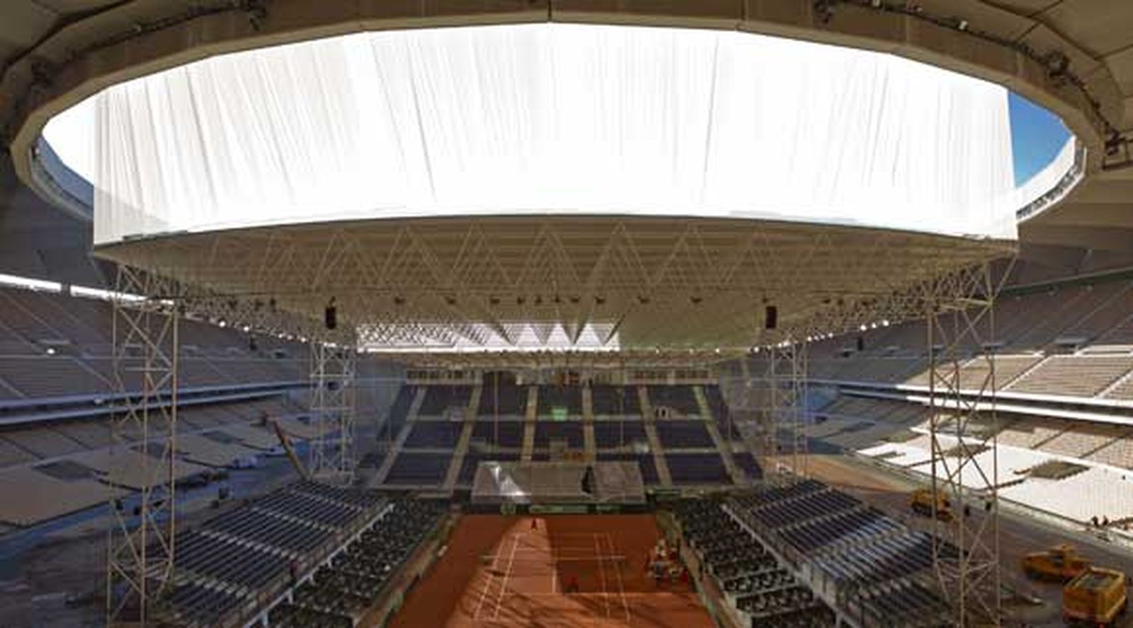 El Consistorio baraja 4 zonas para reubicar la cubierta de la Davis