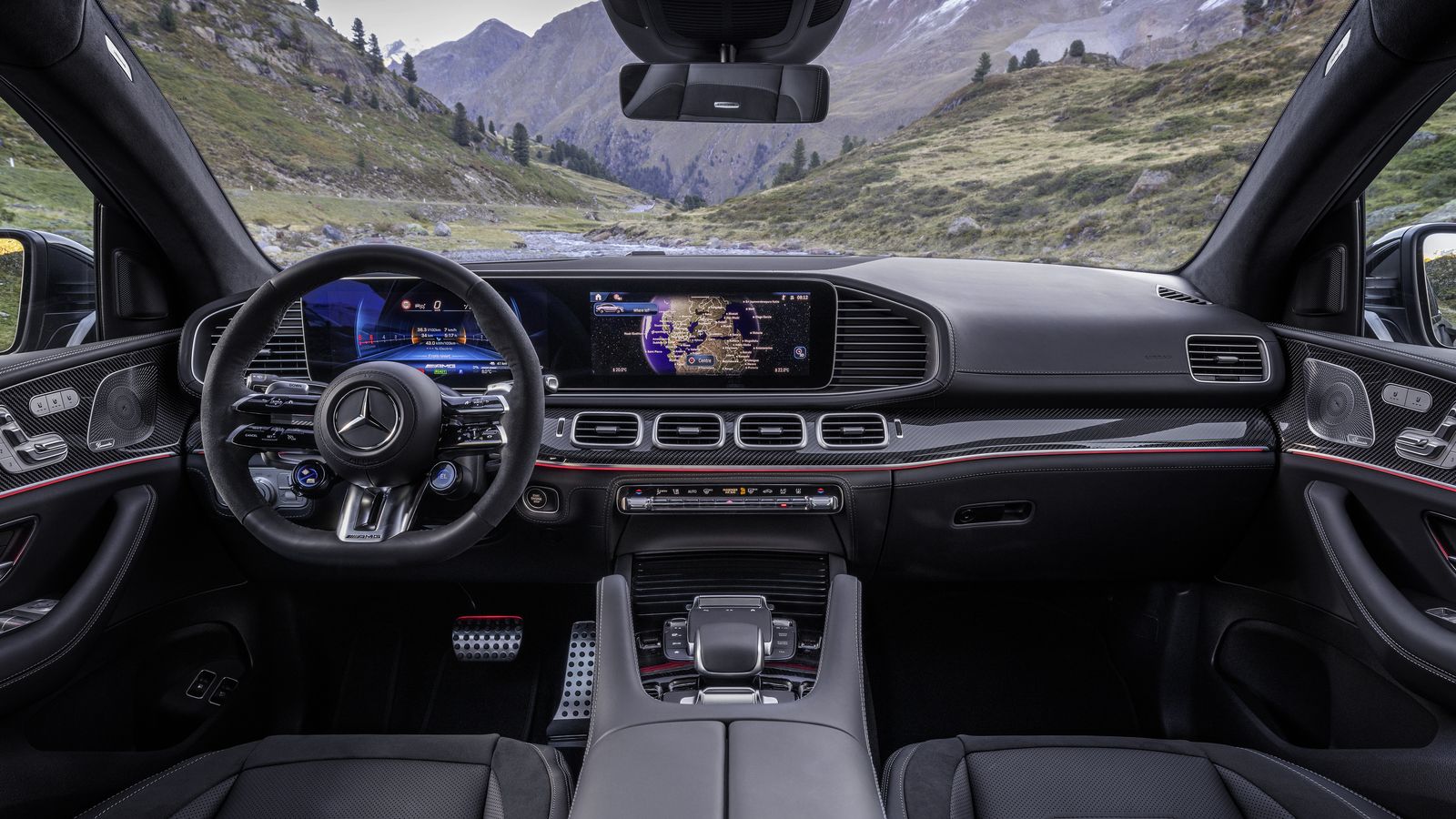 Apenas hay diferencias en el interior respecto a otras versiones AMG de este GLE en ésta Hybrid.