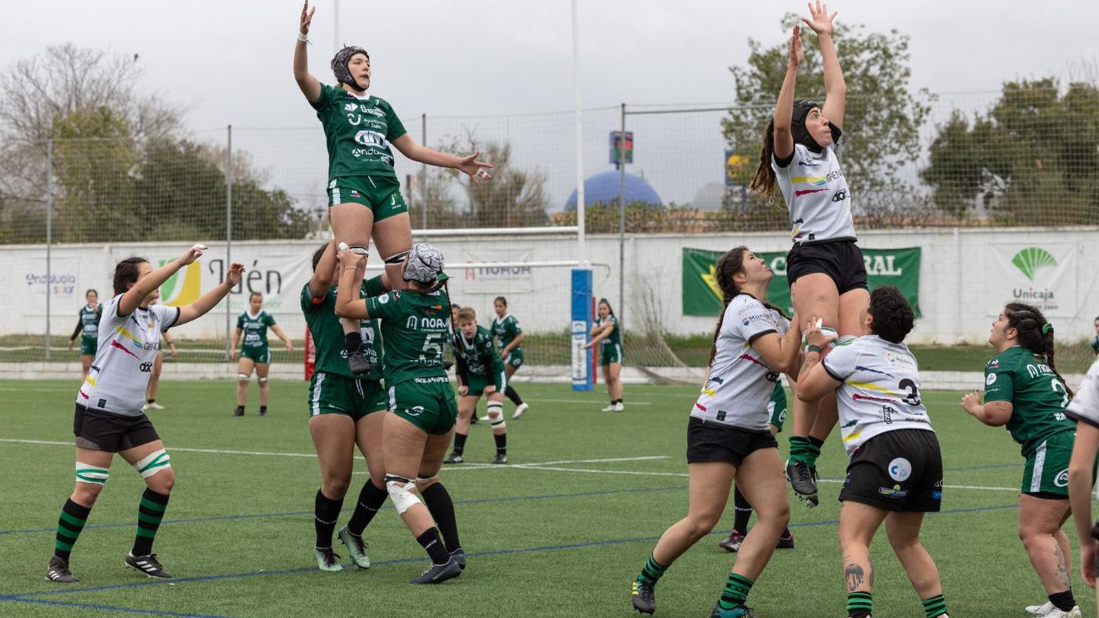 La alegría por el título de campeonas de Jaén Rugby femenino, en imágenes