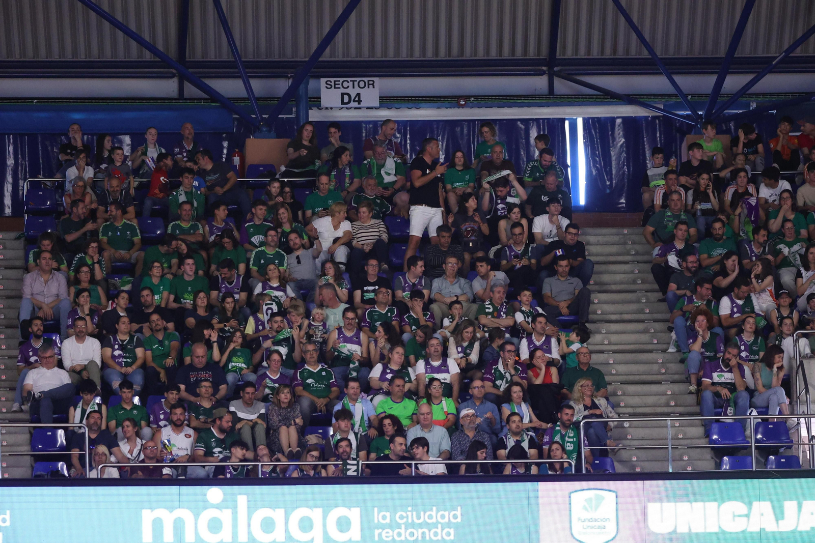 Búscate en las gradas del Carpena en el Unicaja-UCAM Murcia
