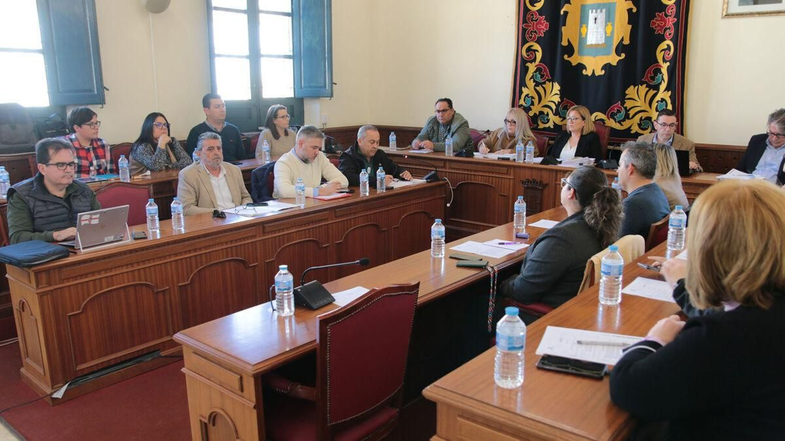 Los sueldos de alcaldesa y concejales liberados salen del presupuesto municipal