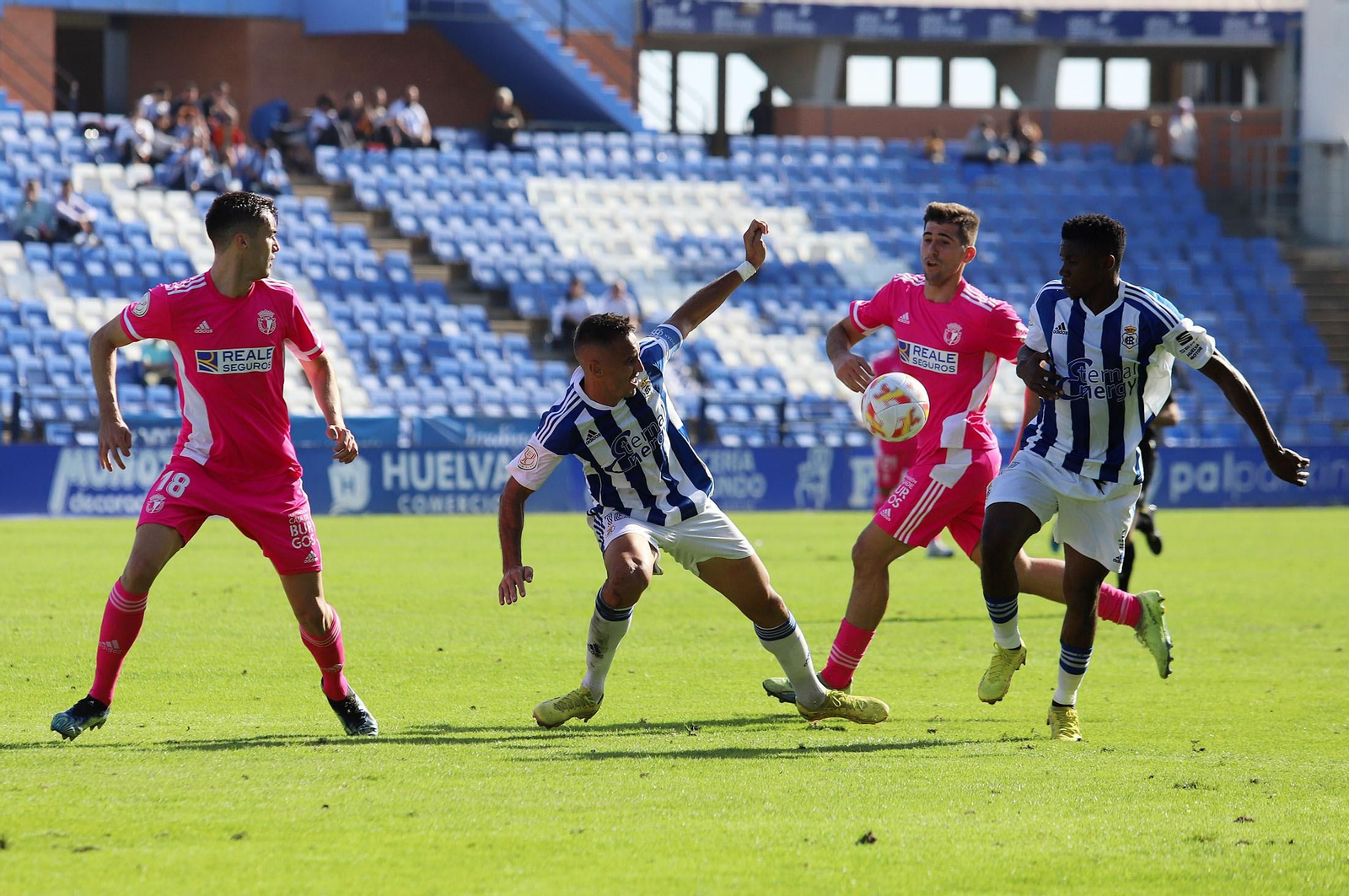 Las mejores imágenes del Recreativo de Huelva-Burgos, partido de eliminatoria de la Copa del Rey