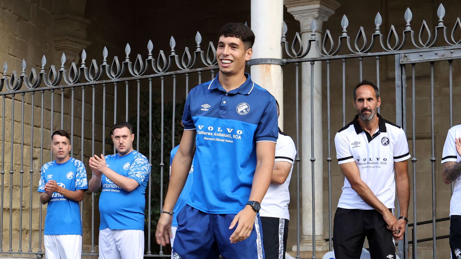 Presentación nuevas equipaciones del Xerez DFC 23-24