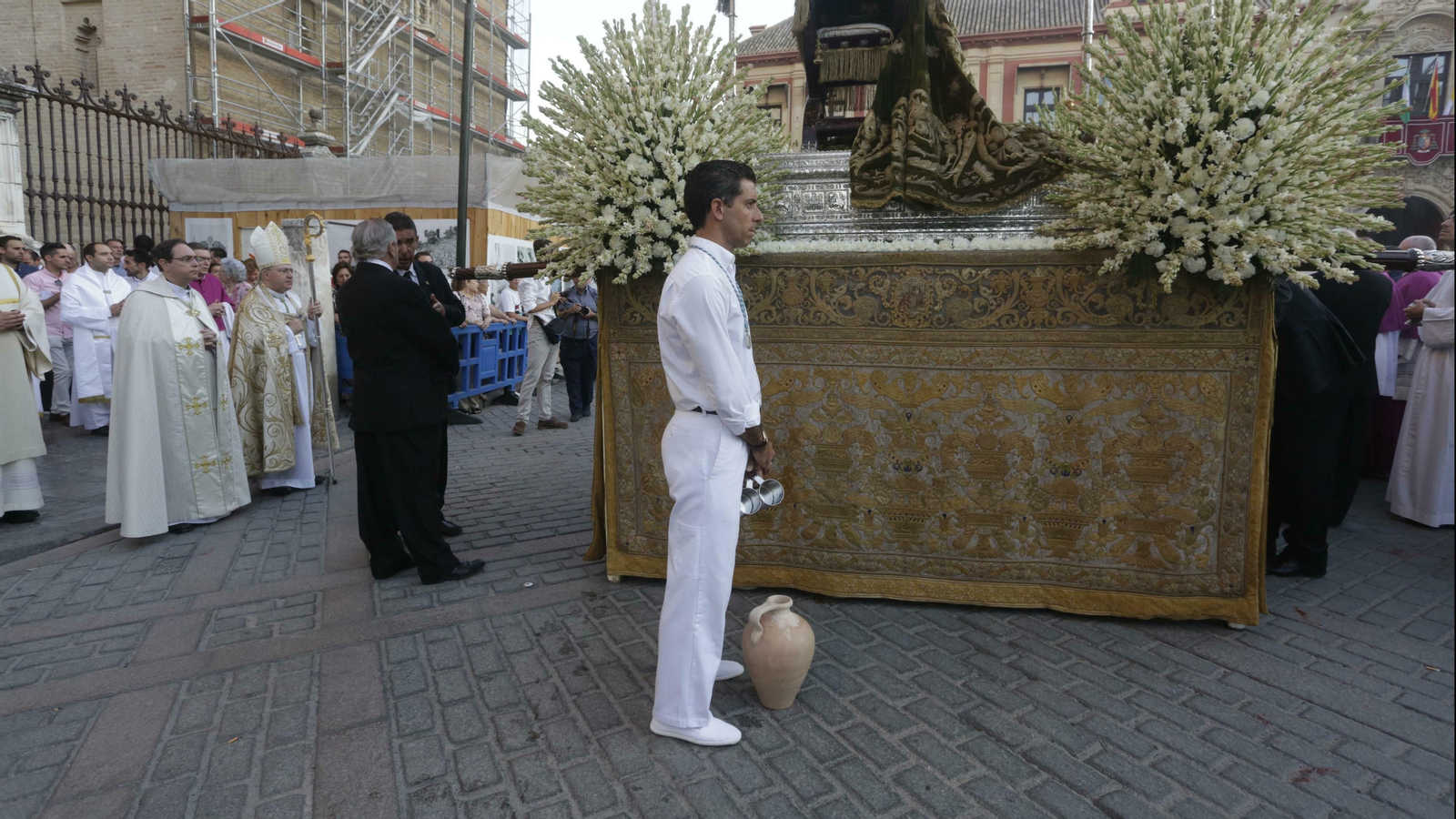 Las mejores imágenes de la procesión de la Virgen de los Reyes 2019