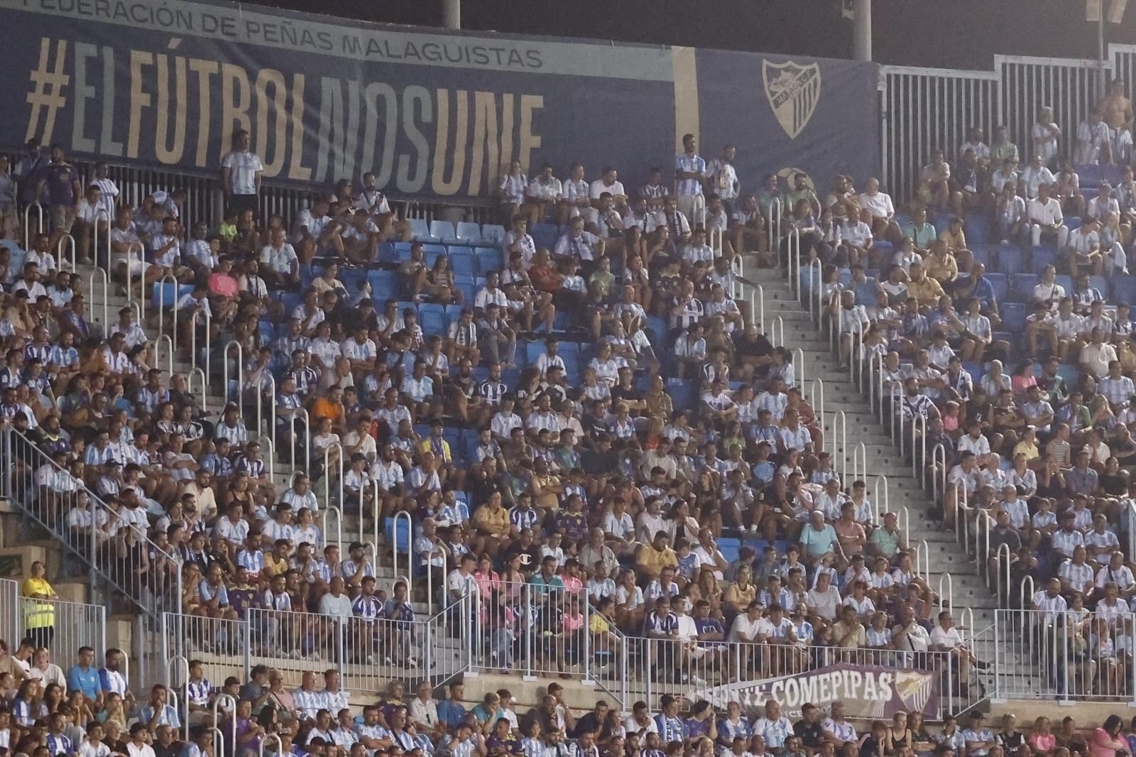 Búscate en las gradas de La Rosaleda en el Málaga CF-Real Sociedad B