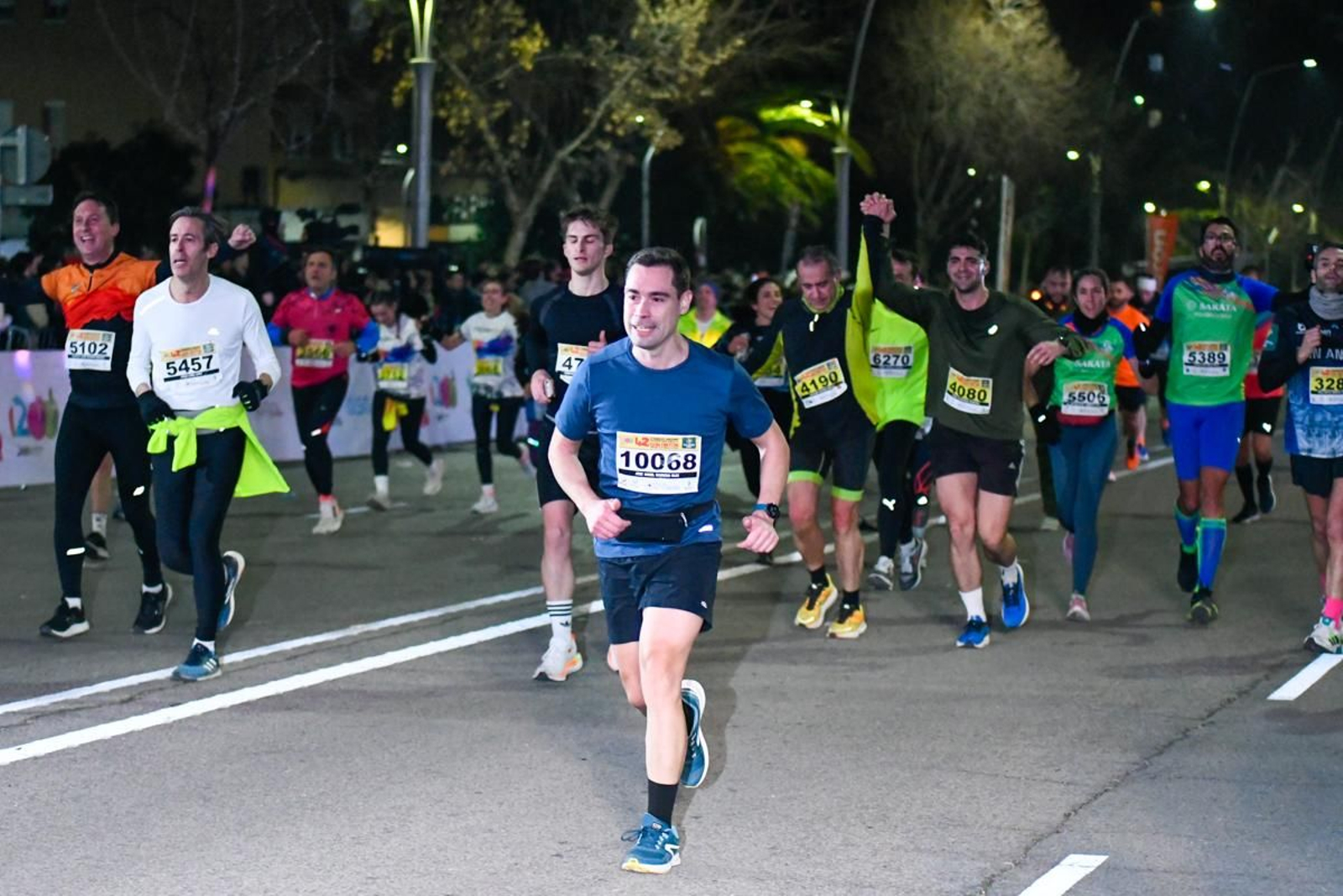 En imágenes: búscate en tu llegada a meta de la Carrera de San Antón 2025 (9)