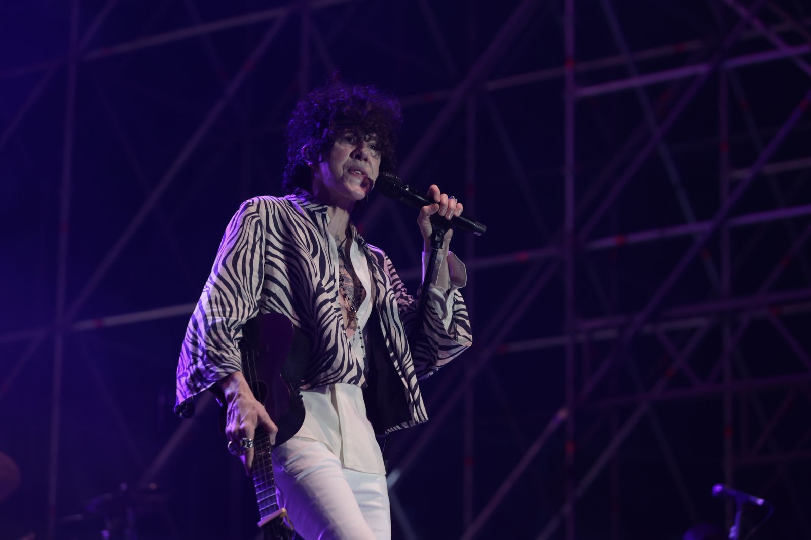 Concierto de LP en el Icónica Sevilla Fest