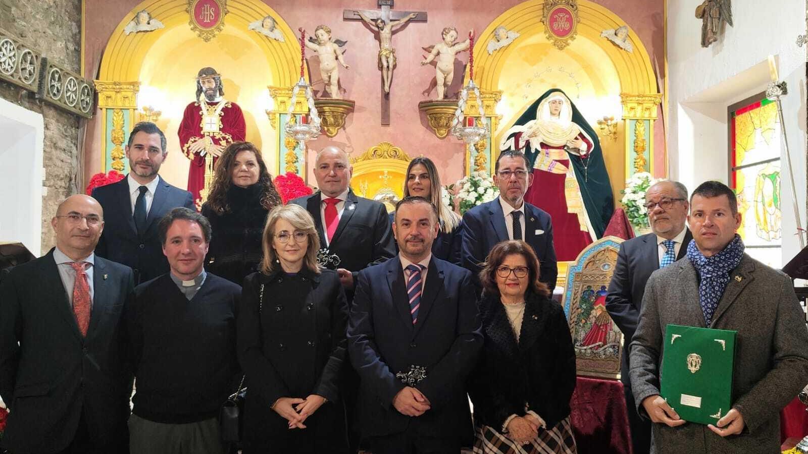 Los asistentes a la presentación del cartel de la exaltación de la saeta en Algeciras.