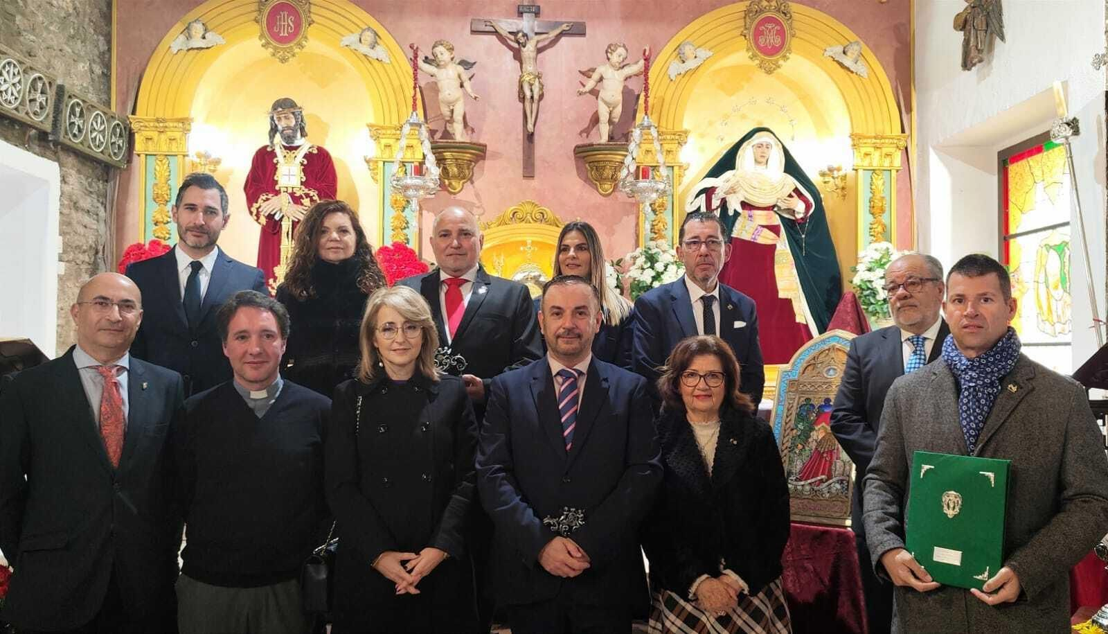 Los asistentes a la presentación del cartel de la exaltación de la saeta en Algeciras.