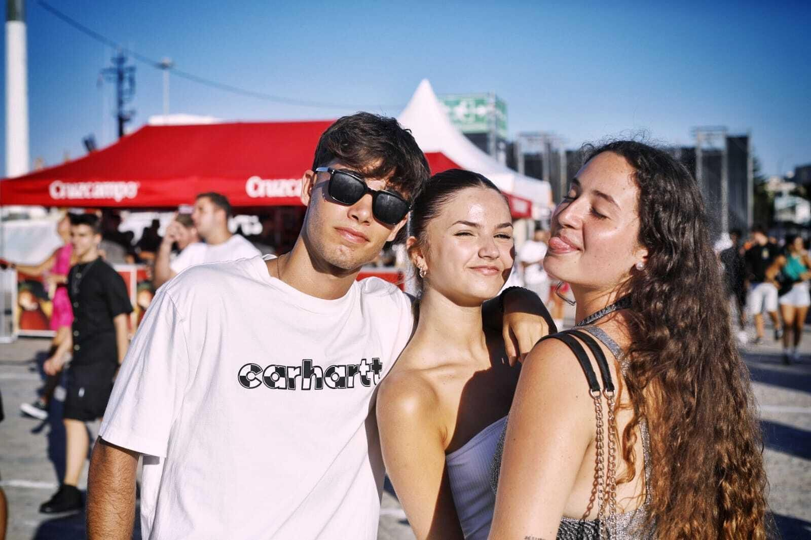 Búscate en el concierto de Myke Towers en el muelle de Cádiz