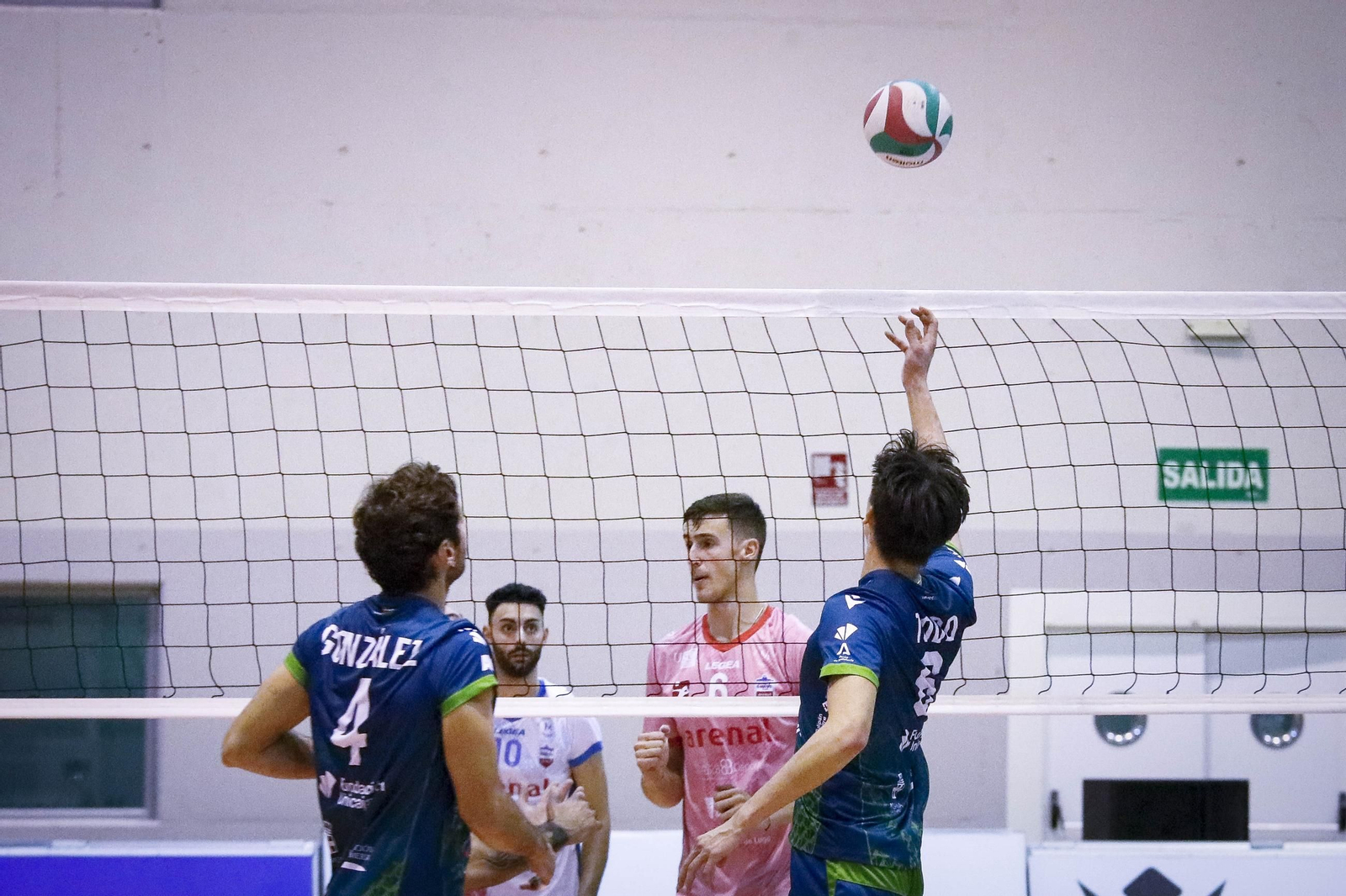 Unicaja Costa de Almería-Arenal Emeve de la Superliga, en imágenes