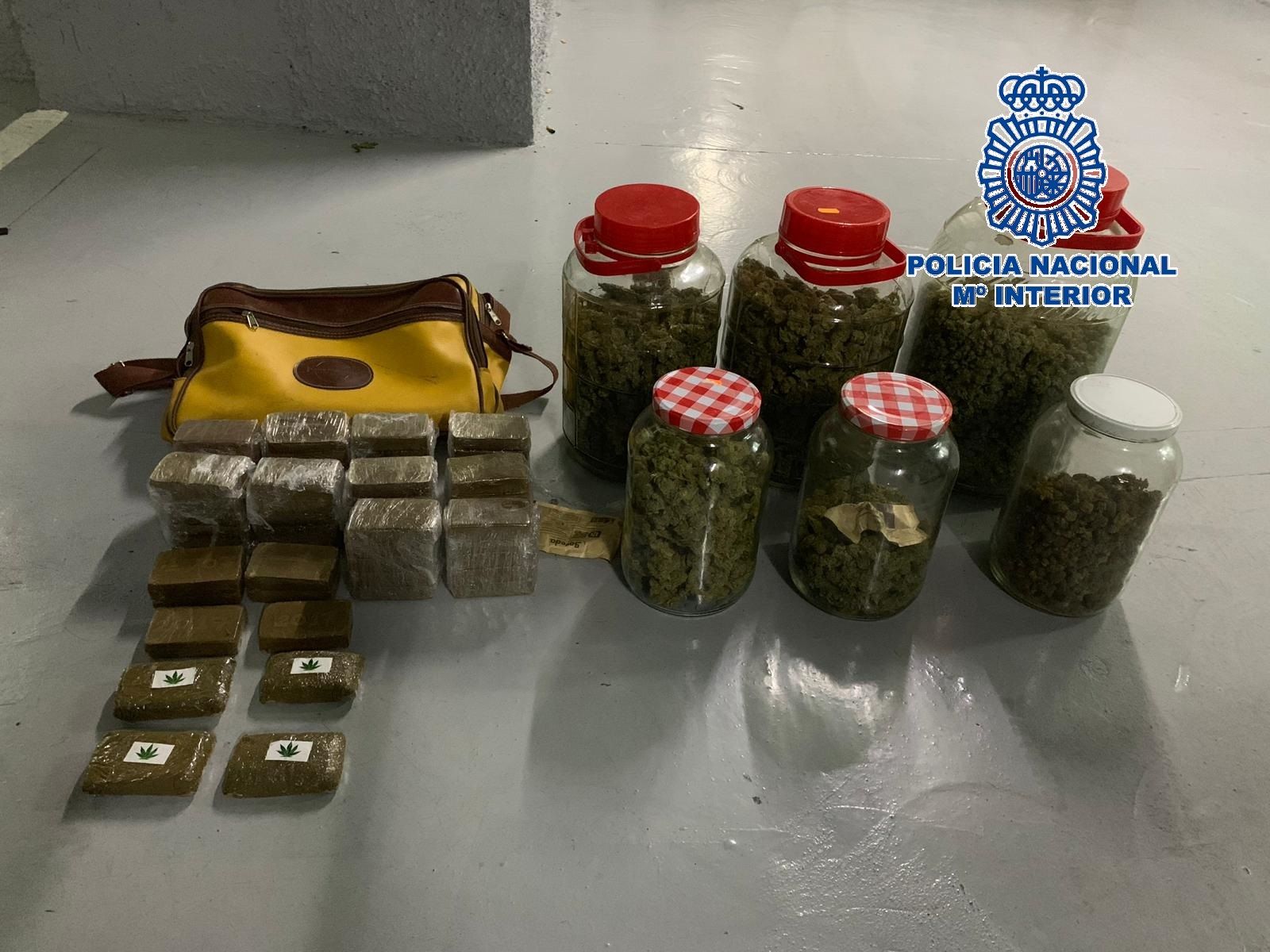 Droga preparada para su venta hallada en el trastero en Marbella.