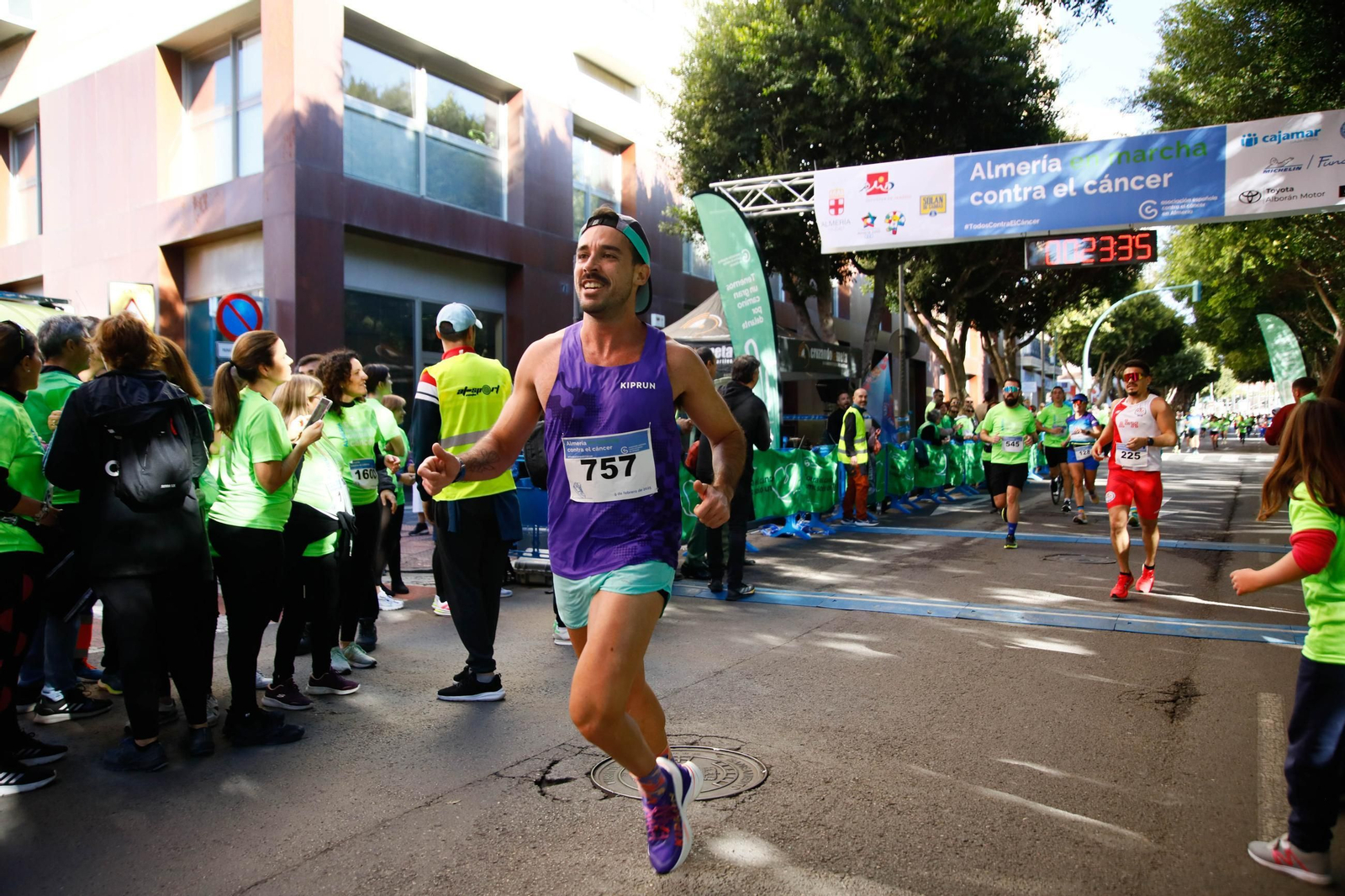 Imágenes de la Carrera contra el Cáncer de Almería