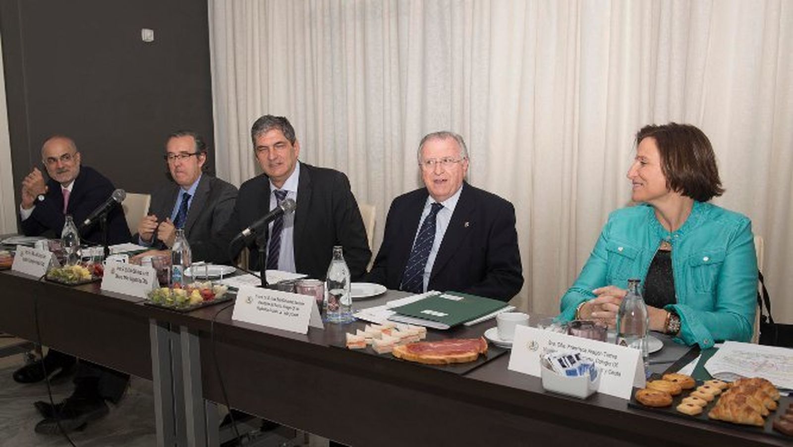 Juan Luis Pulido, Pedro Jesús Campoy, el juez decano Pablo Sánchez, José Blas Fernández Sánchez y Francisca Aragón.