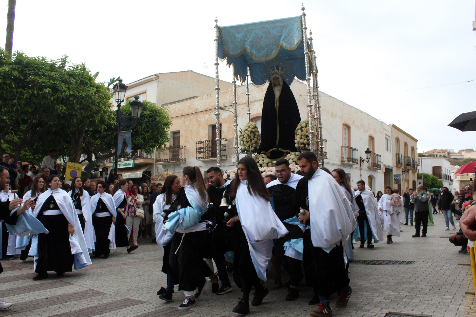 Las imágenes del Domingo de Resurrección en Turre: carreras de San Juan