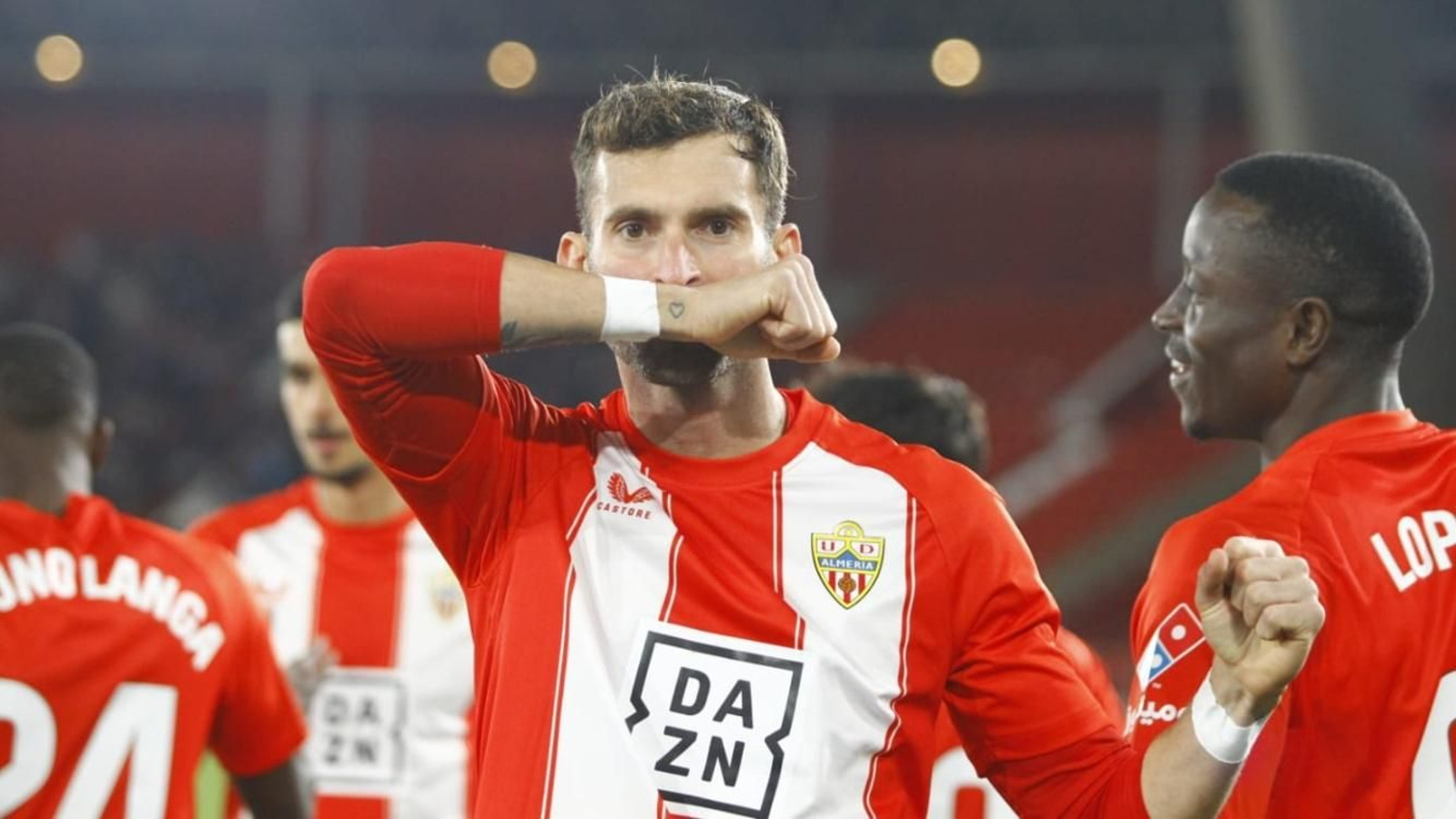 Leo Baptistao celebra el primer tanto del encuentro. Leo Baptistao celebra el primer tanto del encuentro.