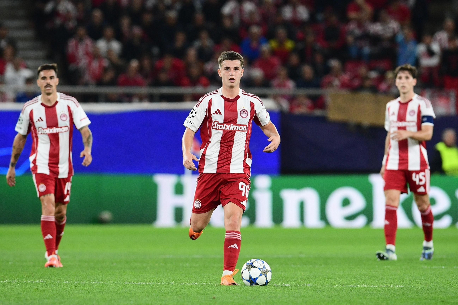 Las imágenes del Olympiacos-Real Madrid