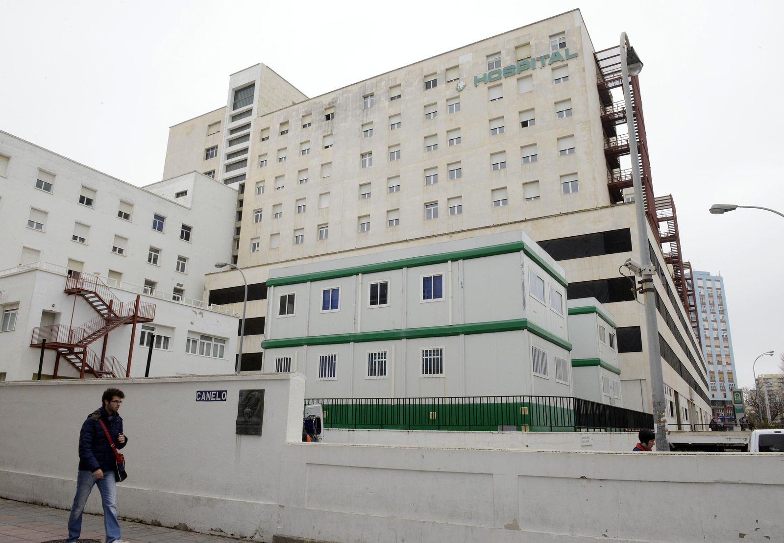 Imagen de la fachada del Hospital Puerta del Mar.