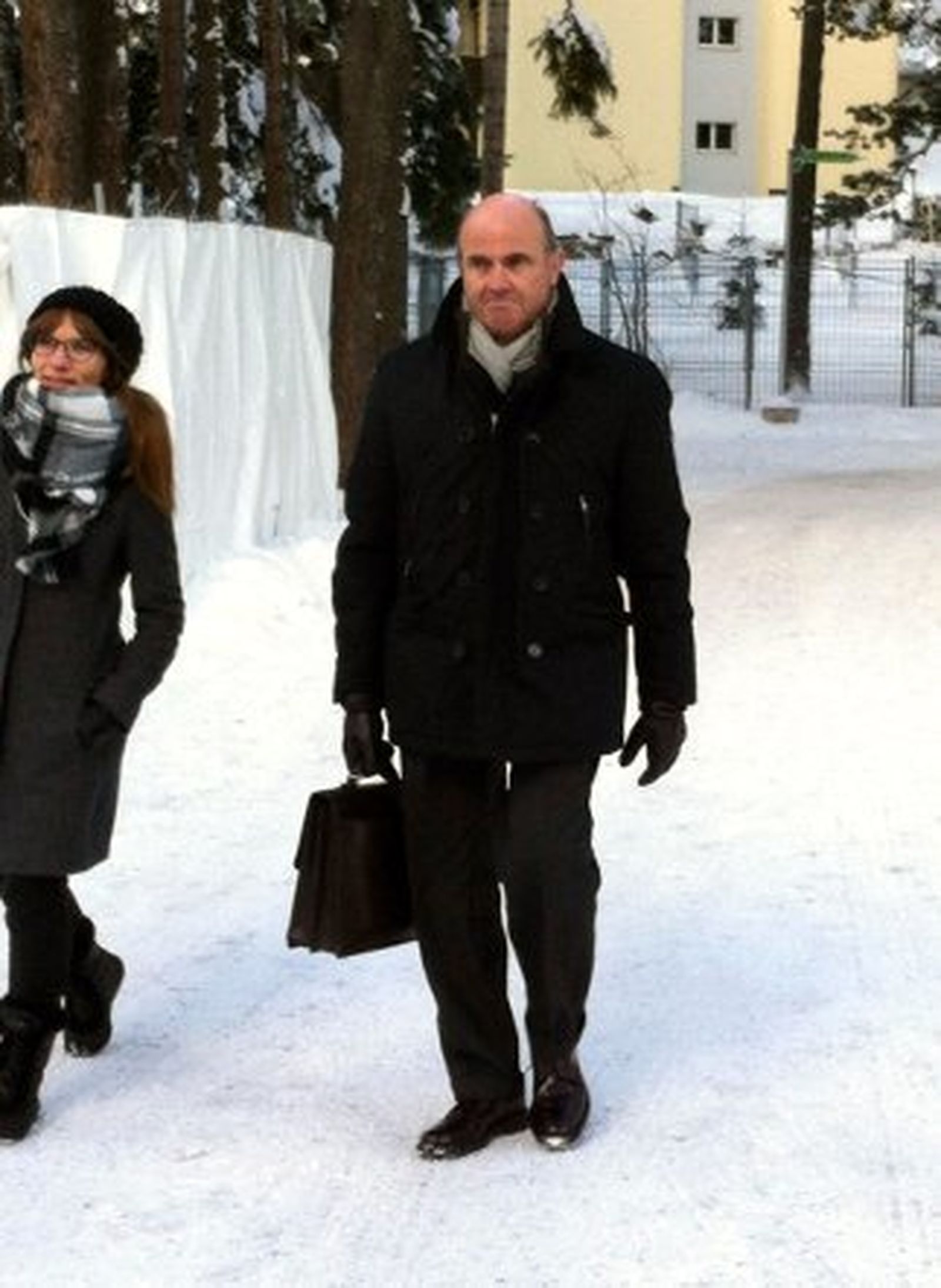 De Guindos: "Revertir las reformas económicas creará dudas entre los inversores"