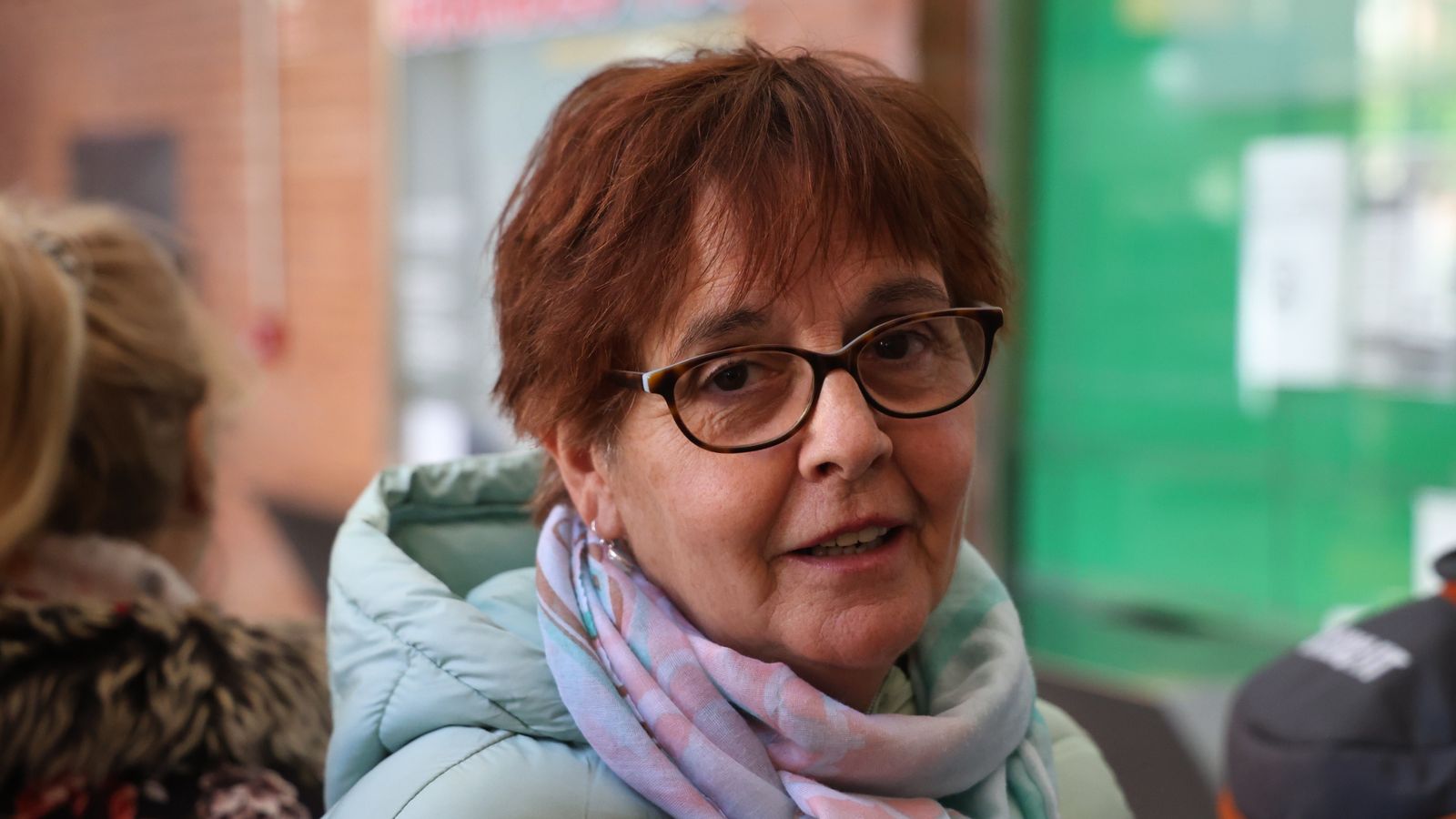 Helena Veroes, viajera afectada por cancelaciones de trenes