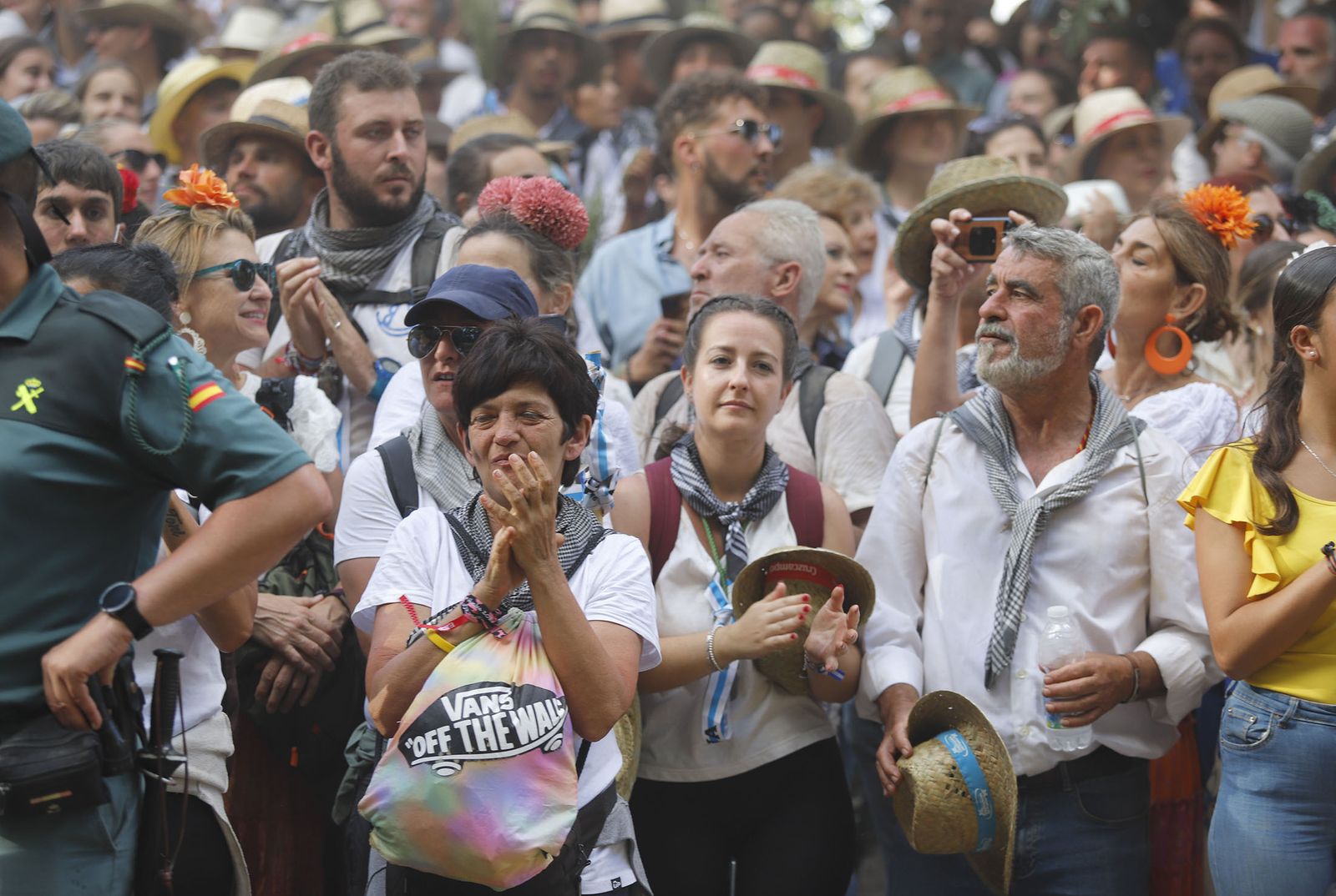 Imágenes de la Hermandad de Huelva a su paso por El Charco