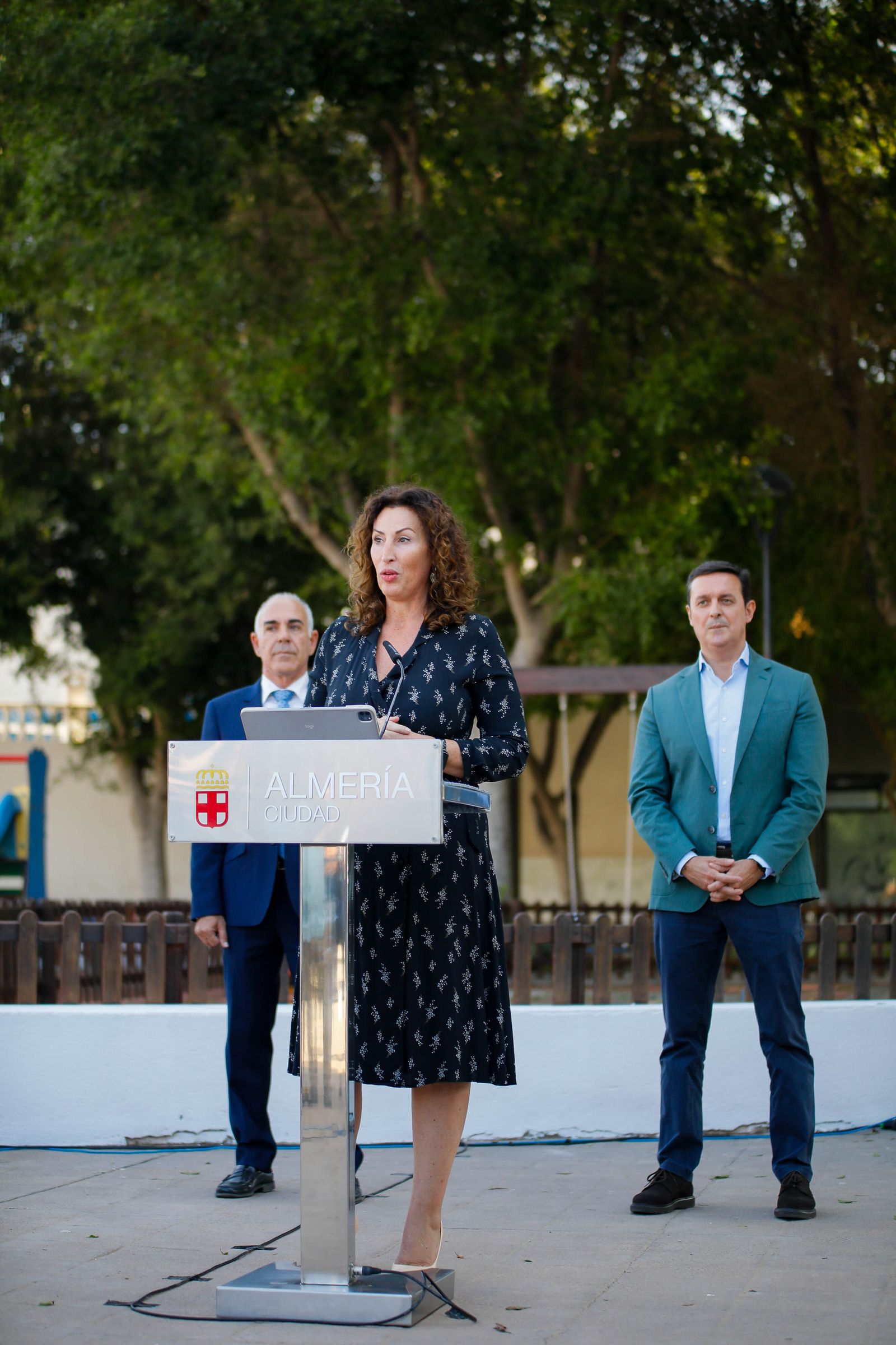 Inauguración de la plaza dedicada al Policía Local Paco Carretero Escribano