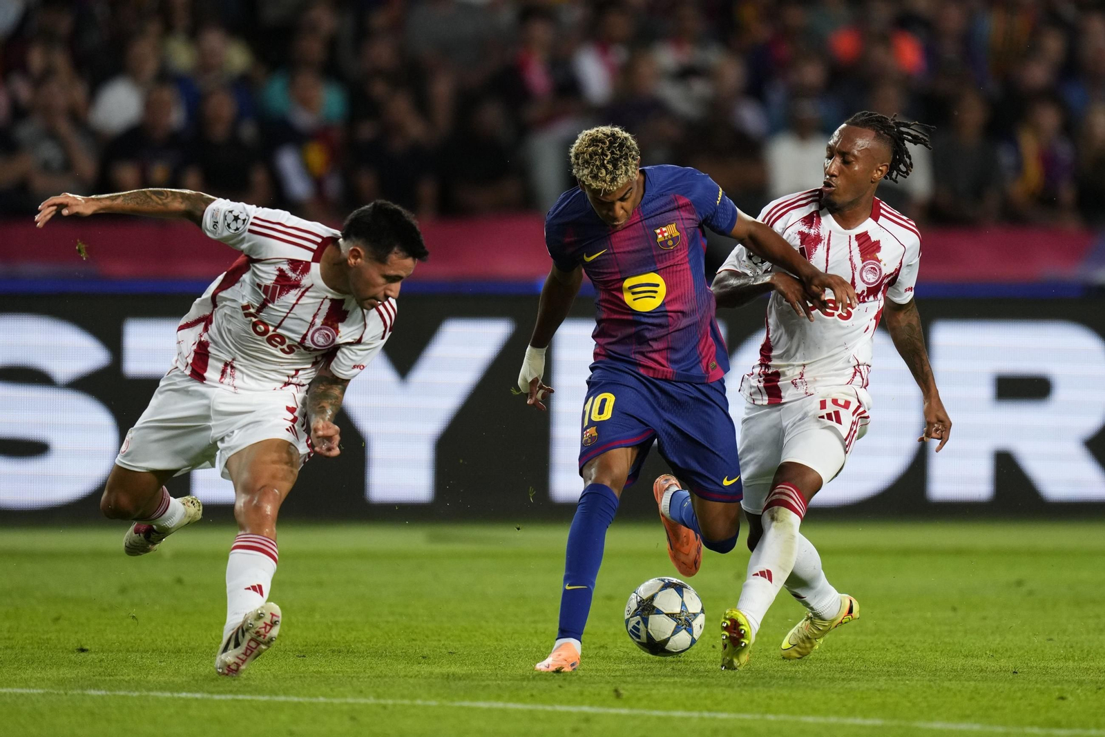 Las fotos del Barcelona-Olympiacos