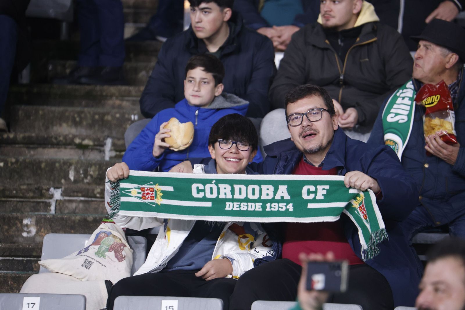 Las mejores fotos del ambiente en El Arcángel para el Córdoba CF - Burgos