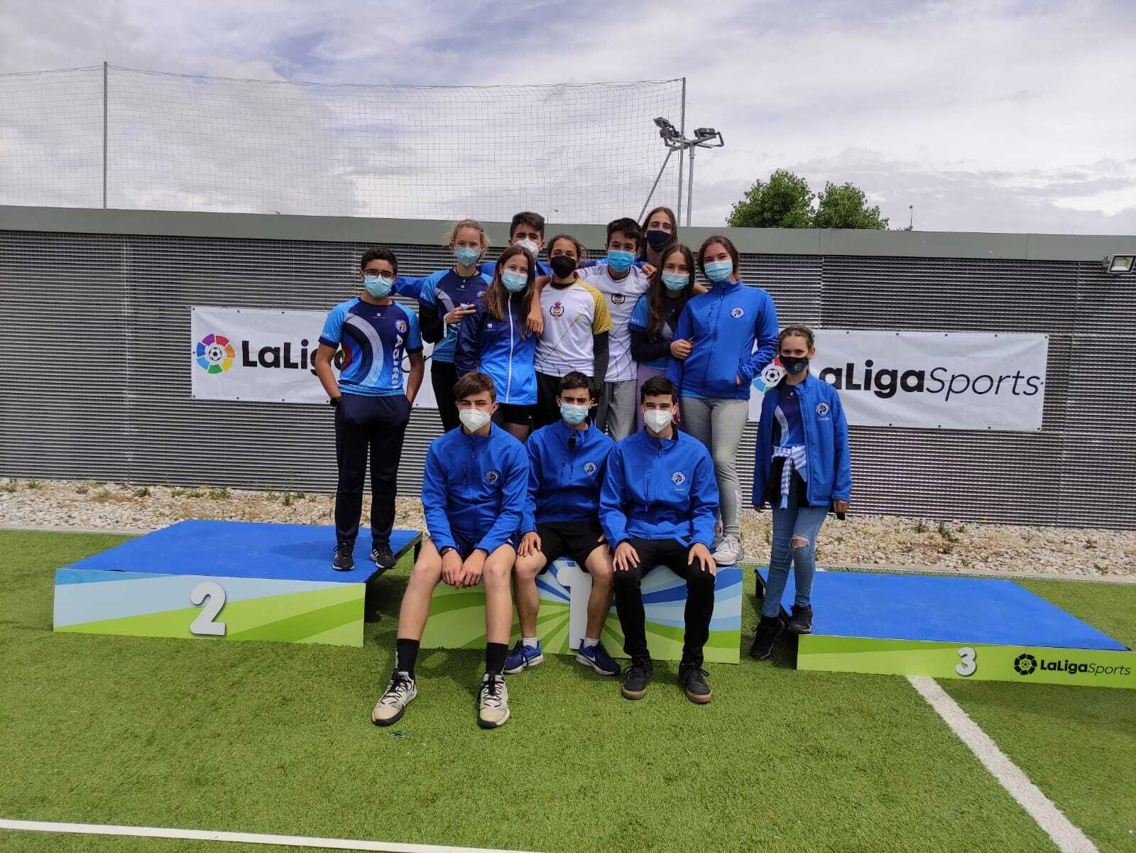 Representantes del Club Asirio en la competición disputada en Madrid.