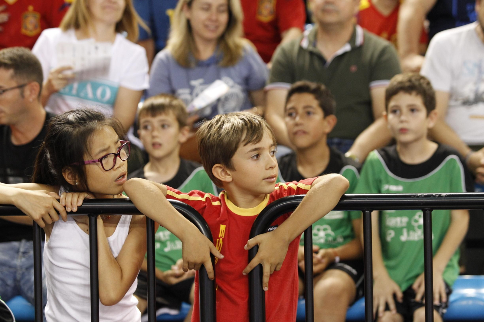 Fotogalería España-Suecia. Balonmano. Palacio Juegos Mediterráneos. Almería