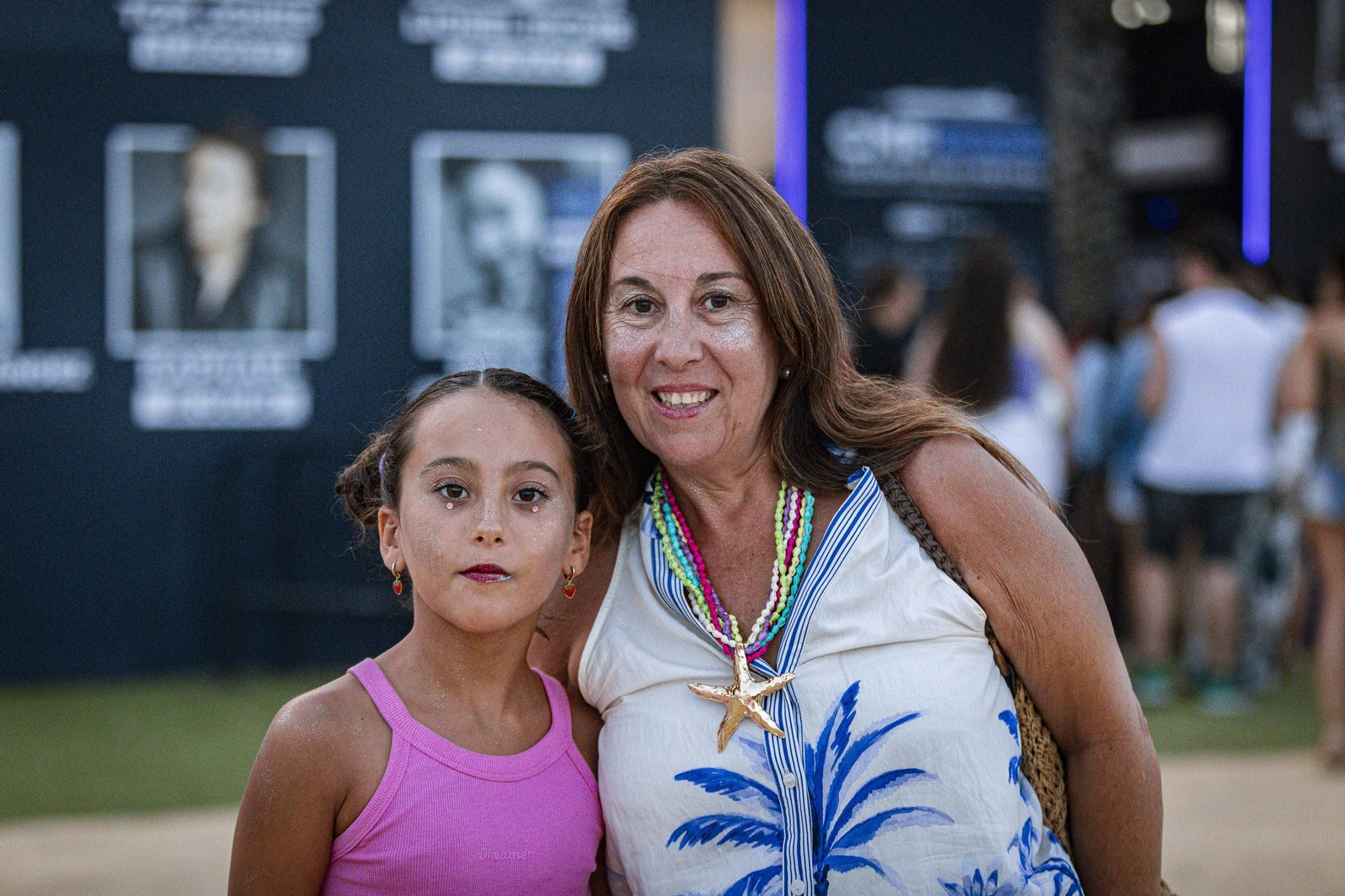 Búscate en el concierto de Emilia en el Concert Music Festival
