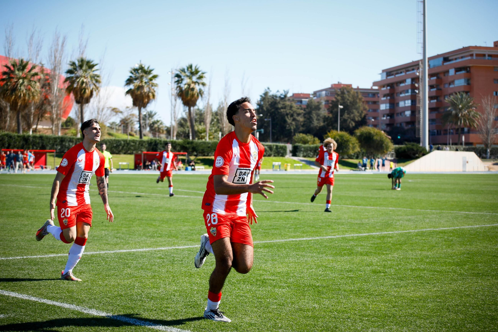 Las imágenes de Segunda RFEF entre Almeria B y recreativo de Granada