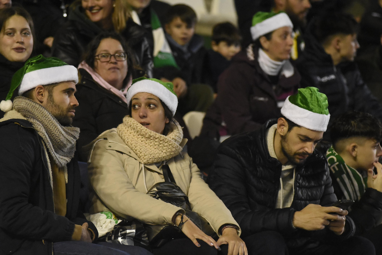Las mejores fotos del gran ambiente en El Arcángel para el Córdoba CF - Real Madrid Castilla