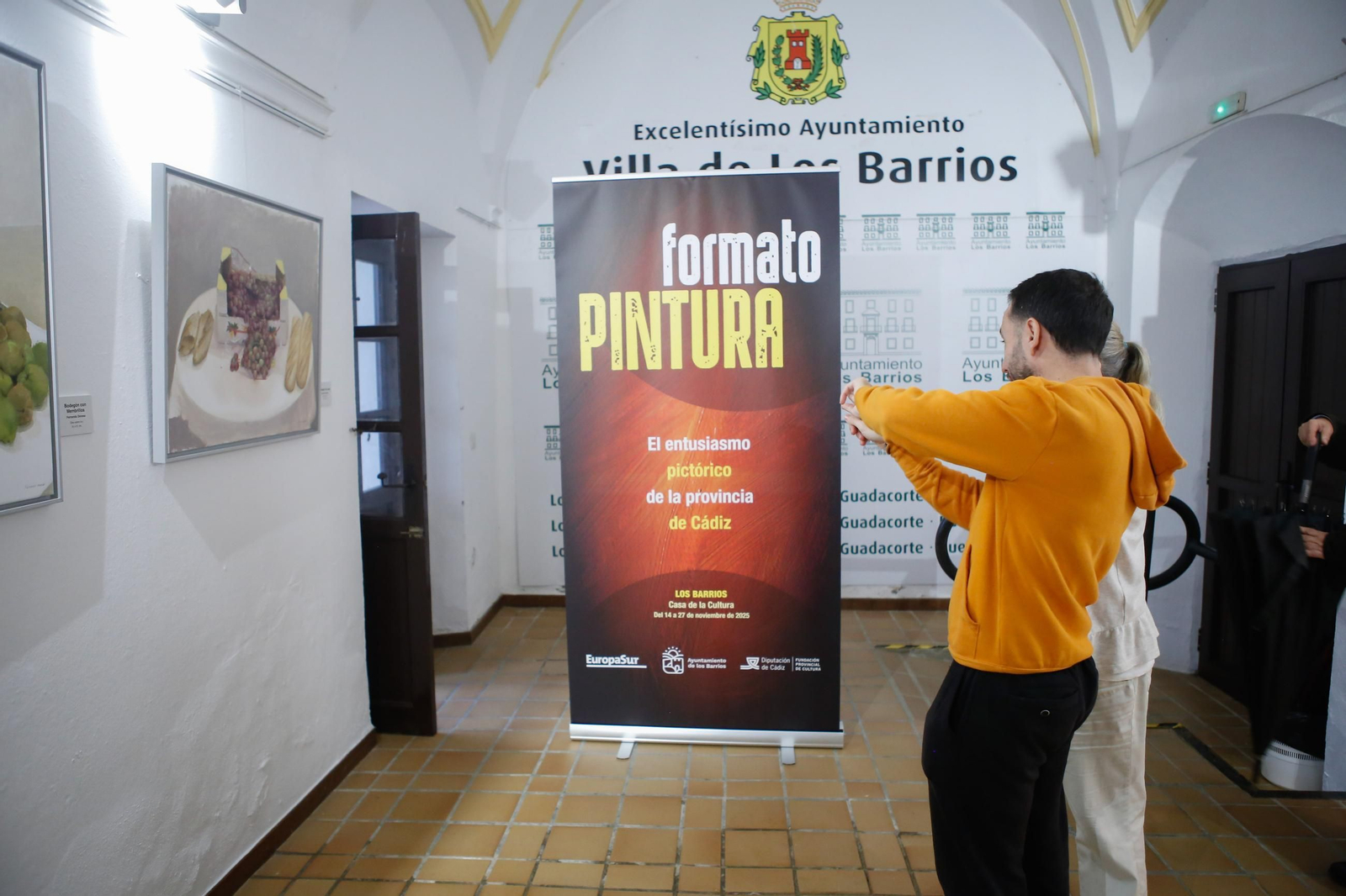 Los Barrios inaugura la exposición "Formato Pintura" con 20 creadores de la provincia de Cádiz