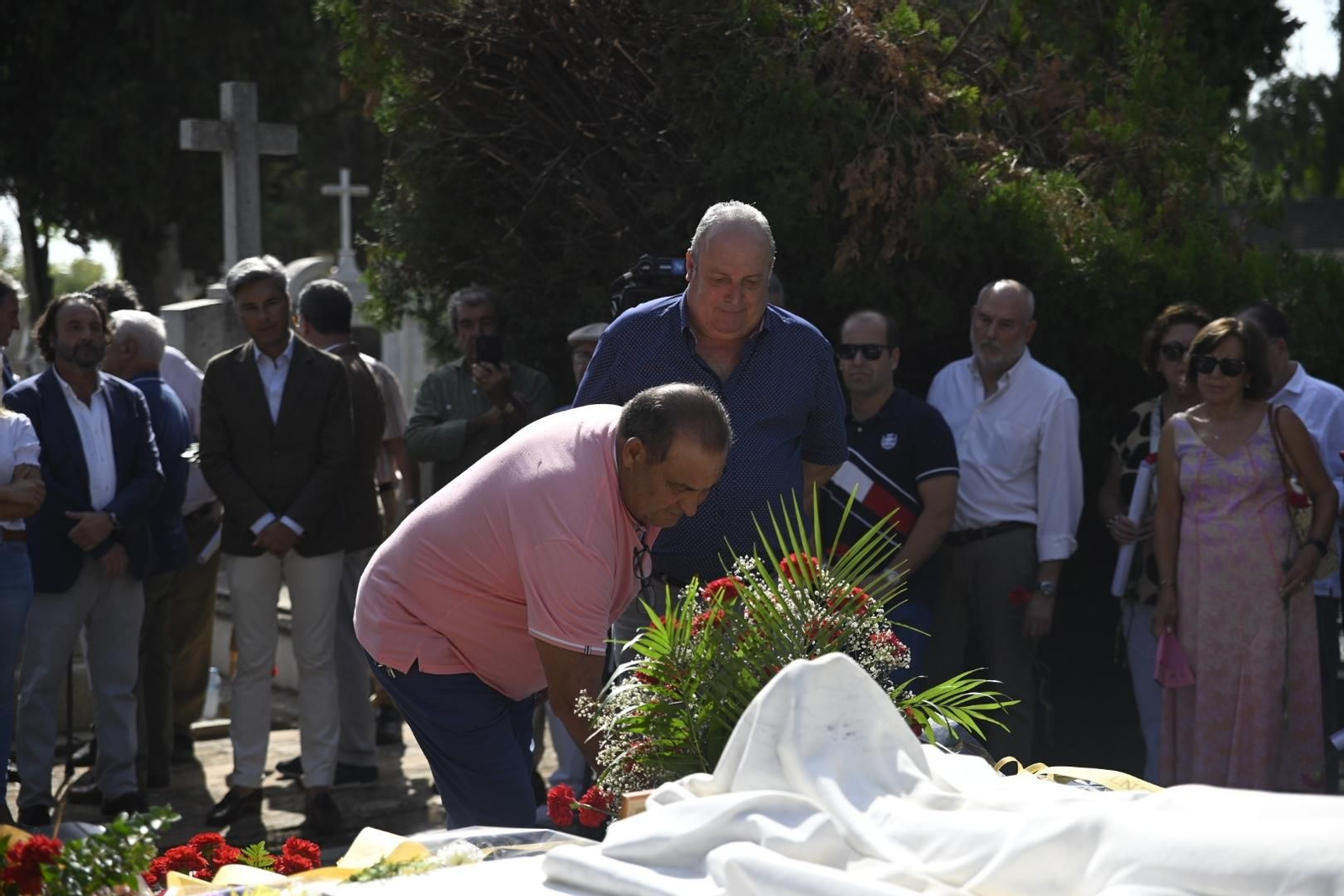 El homenaje a Manolete en su 77º aniversario de muerte, en imágenes