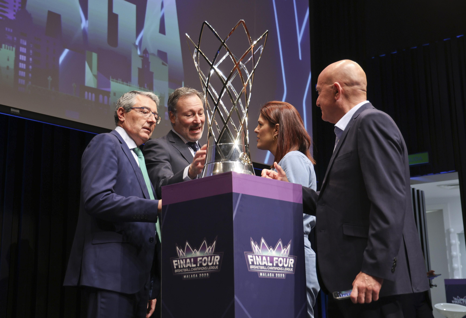 El sorteo de la Final Four de la BCL en Málaga, en fotos