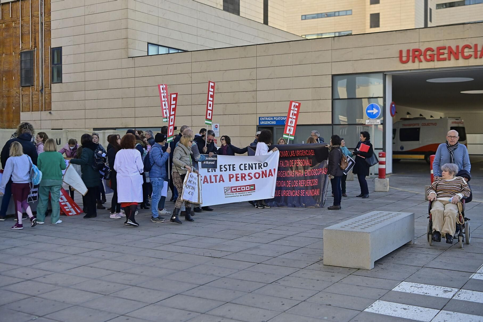 Imagen de las protestas de sanitarios en las urgencias del Clínico San Cecilio