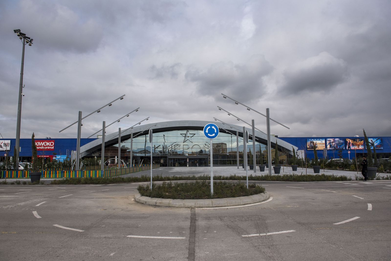 Hay un solar en venta en Pulianas, en el centro comercial Granaita